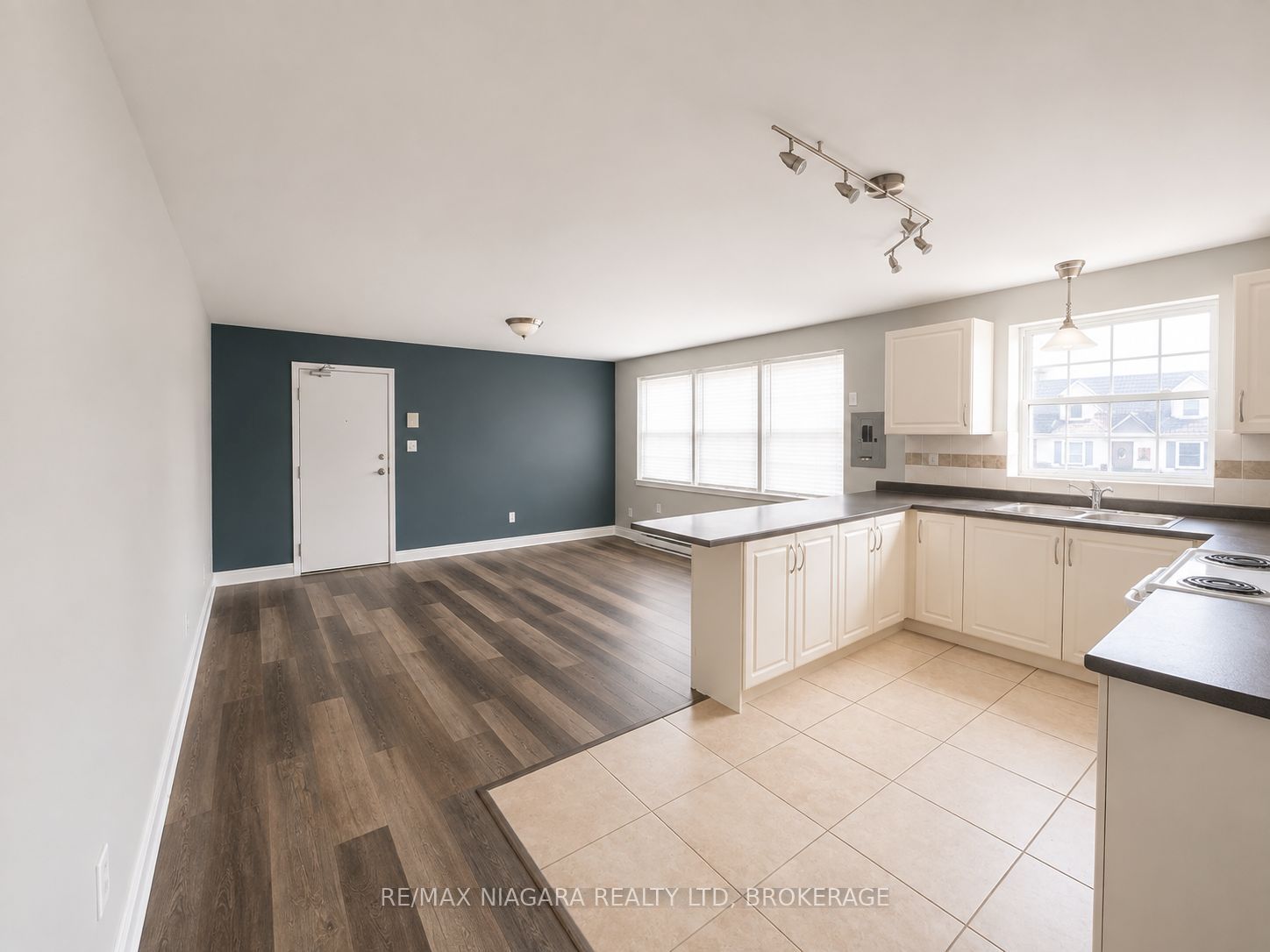 143 Westchester Crescent 6, St. Catharines, ON L2P 2N8 photo 5