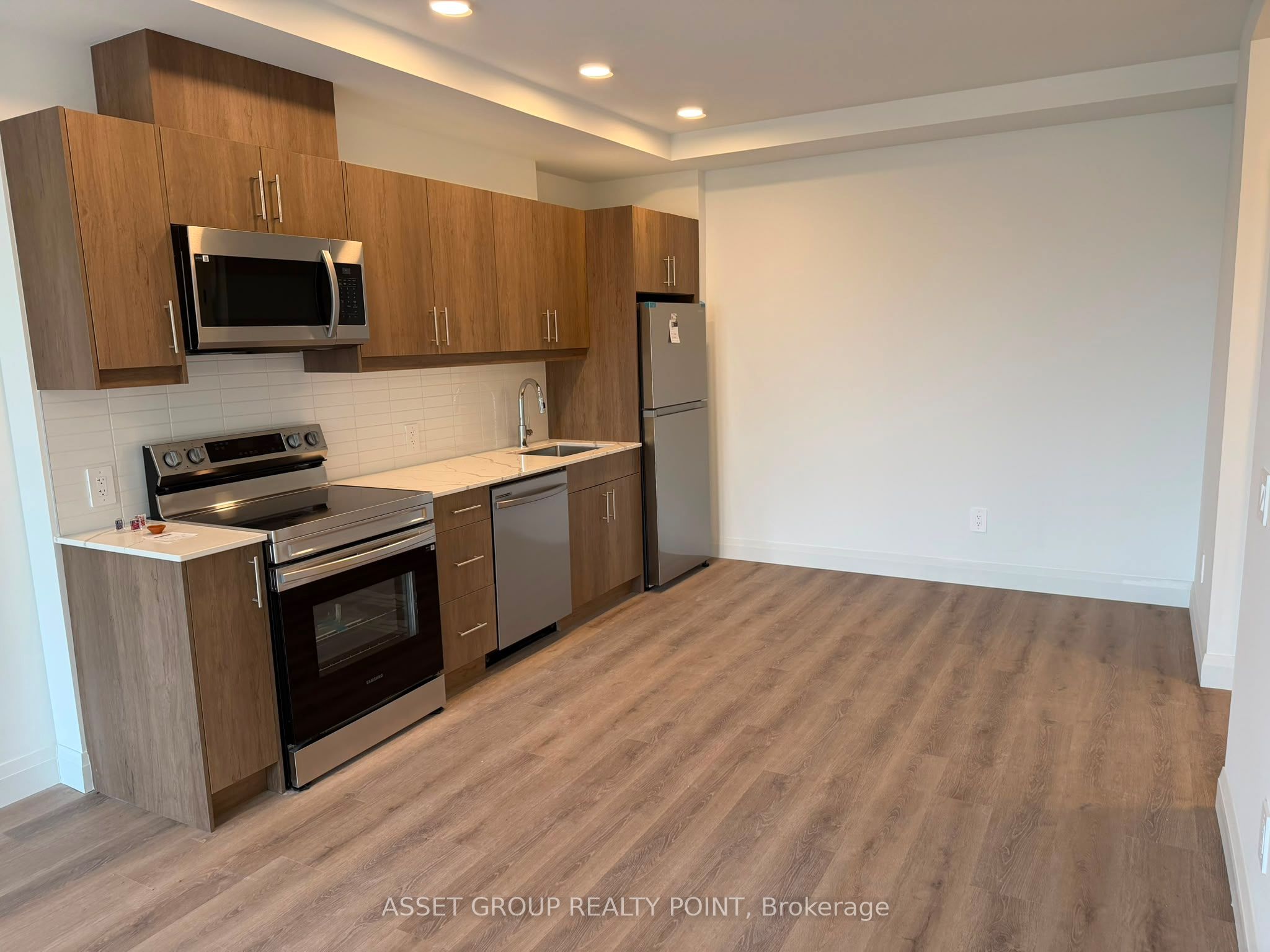 1333 Weber Street E 206, Kitchener, ON N2A 1C2 photo 3