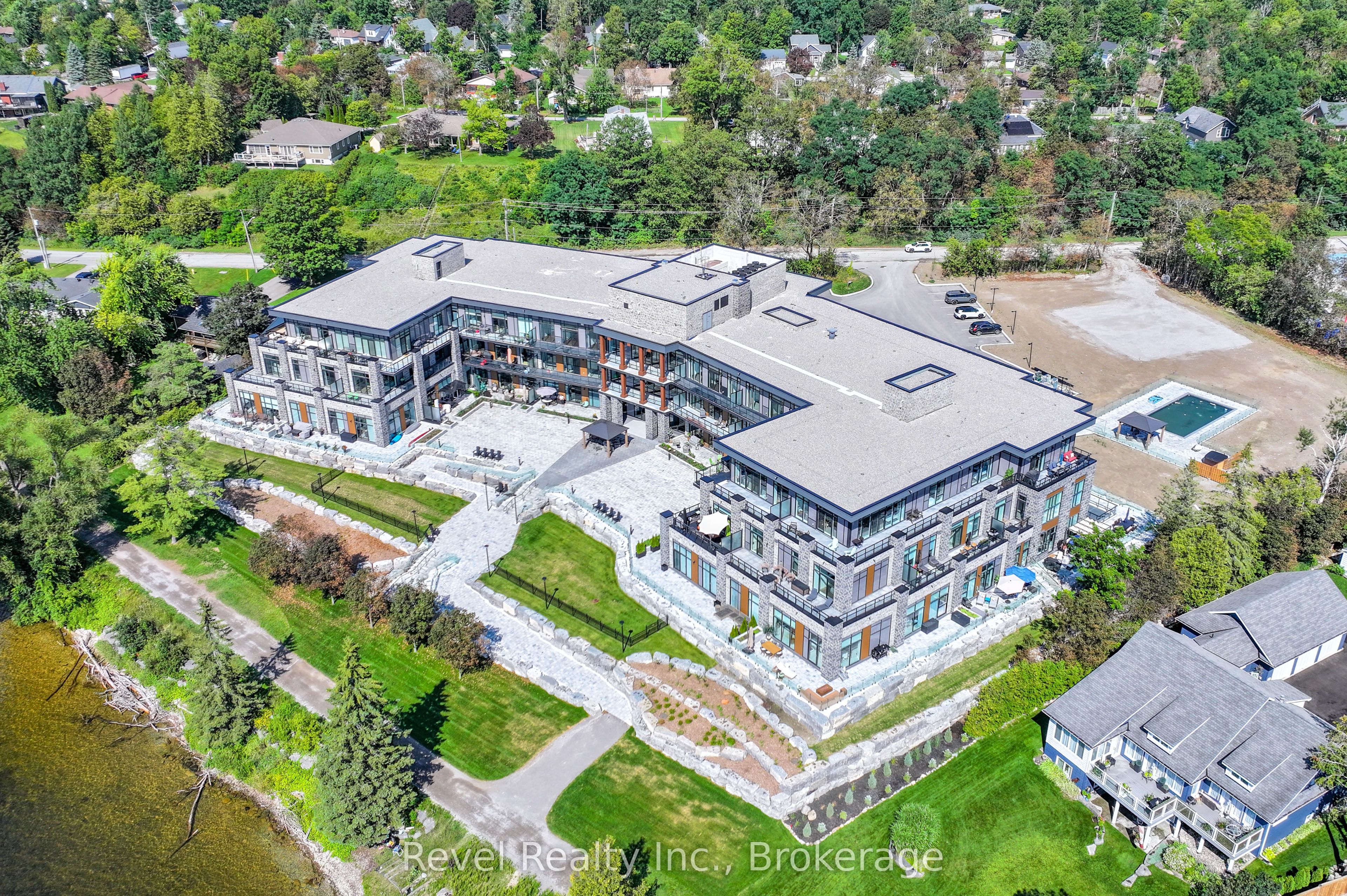 99 Louisa Street 221, Kawartha Lakes, ON K0M 1N0 photo 3