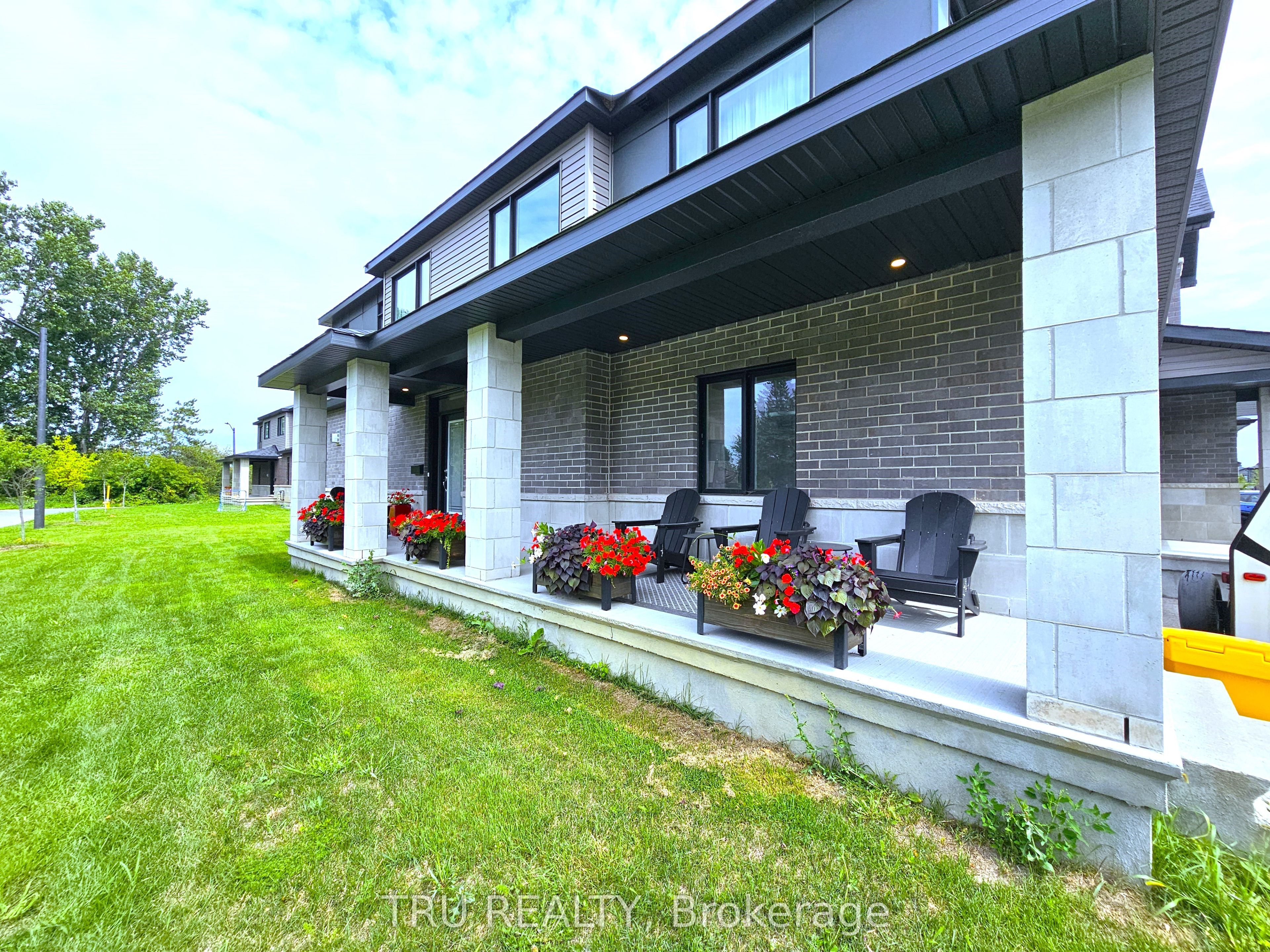 332 Makobe Lane, Blossom Park - Airport and Area, ON K4M 0M1 photo 4