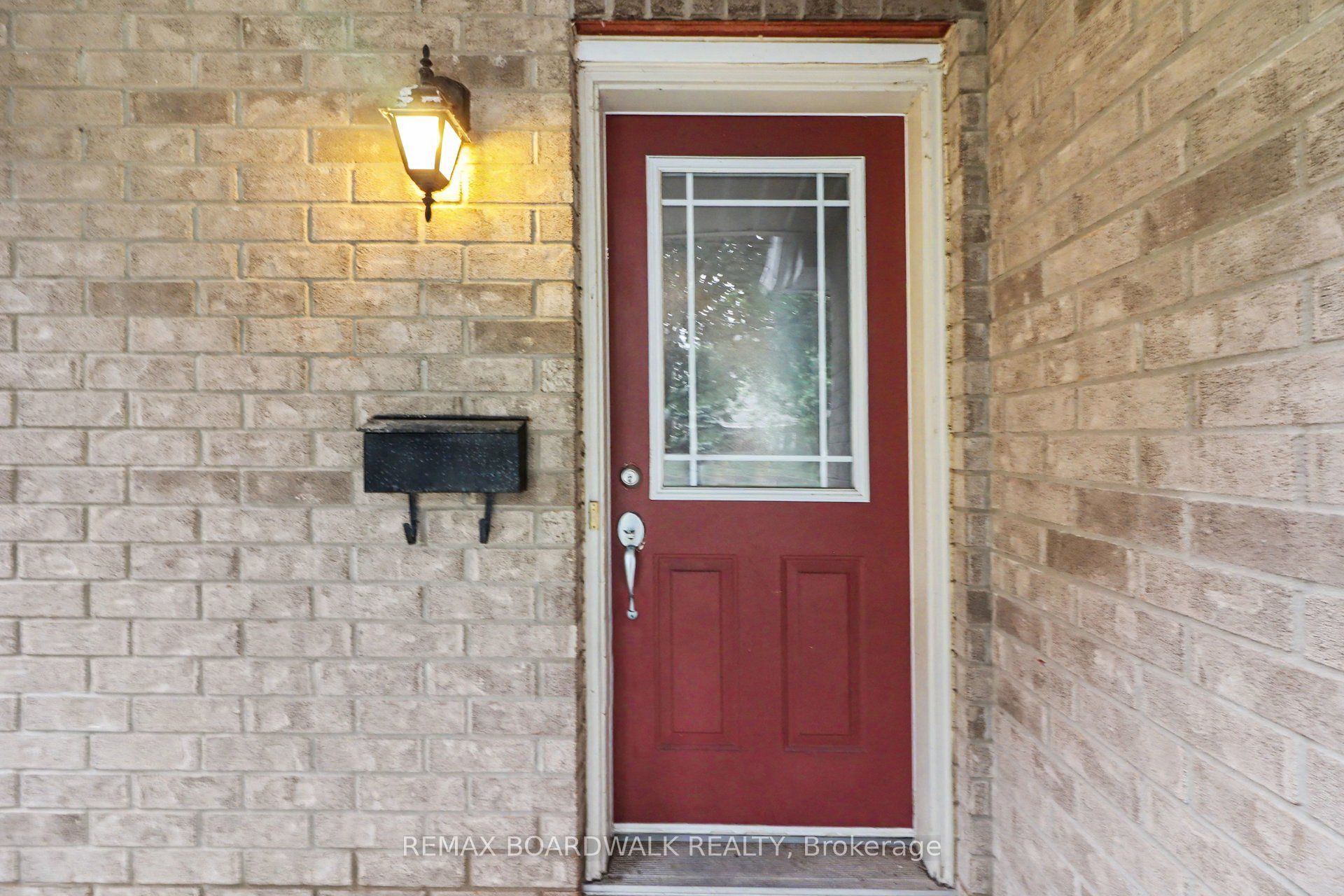 561 AQUAVIEW Drive, Orleans - Cumberland and Area, ON K4A 4V4 photo 4