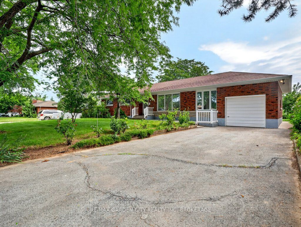 8 Champa Drive, St. Catharines, ON L2M 3K2 photo 4