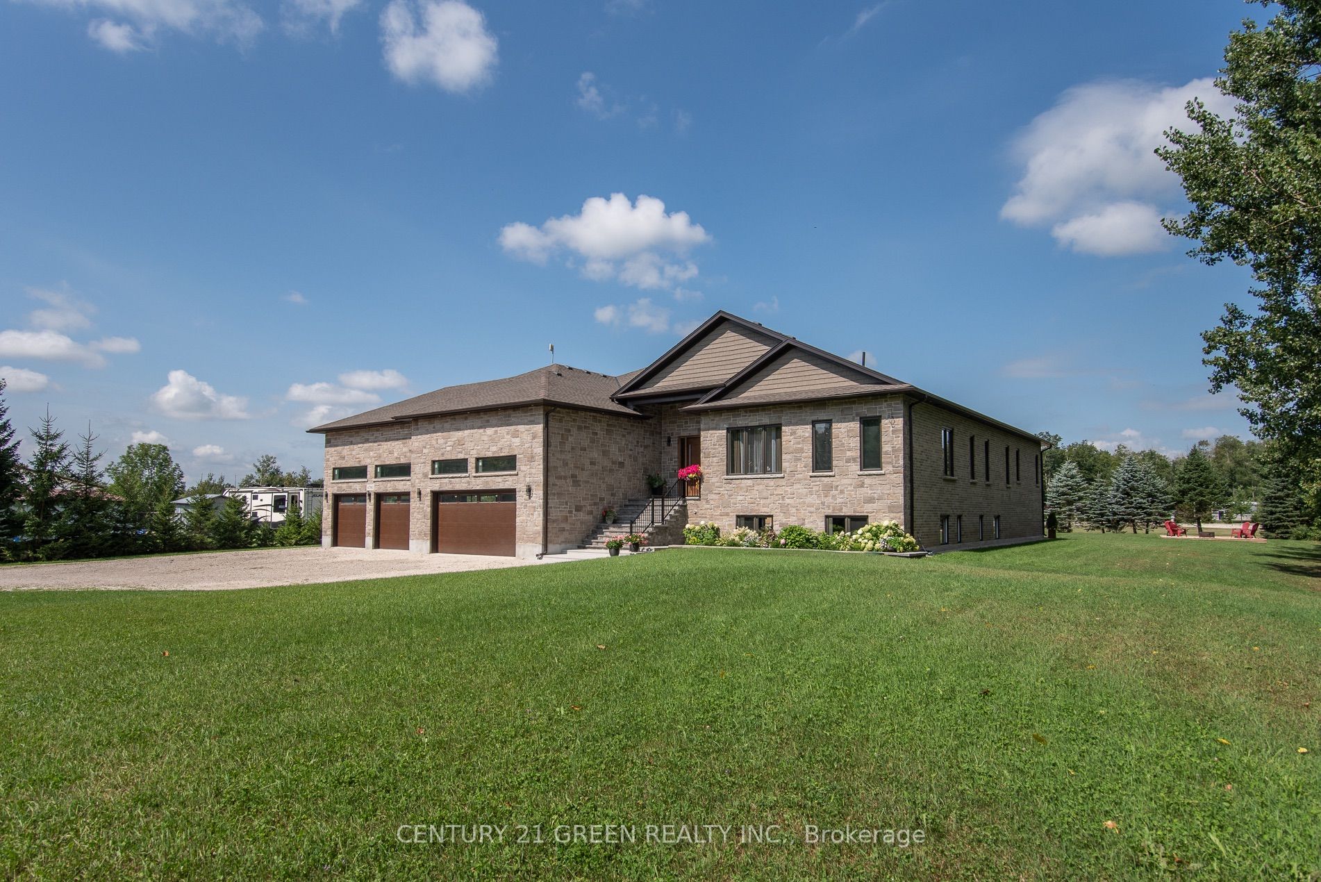6780 Wellington Country Rd 10, Mapleton, ON N0G 2K0 photo 2