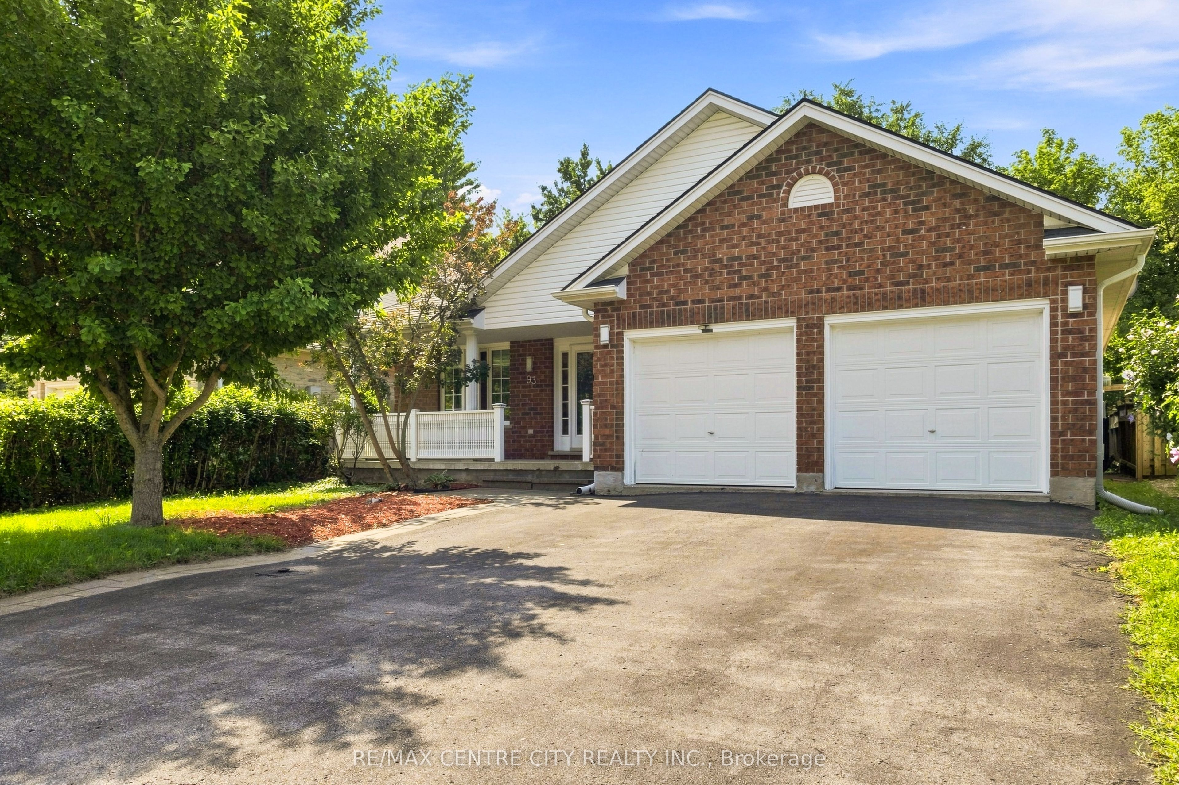 93 Mctaggart Court, London North, ON N5X 3L9 photo 3