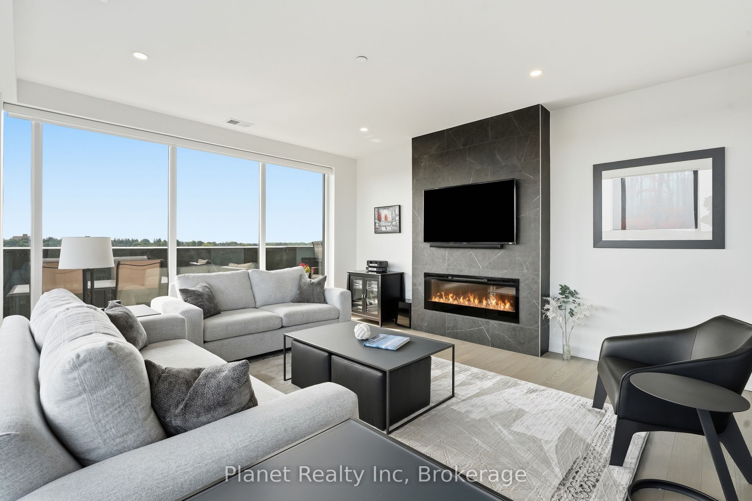 71 Wyndham Street S 1305, Guelph, ON N1E 0T7 photo 4