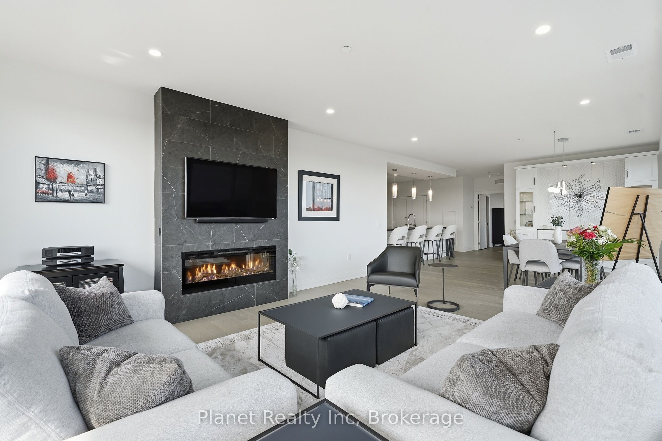 71 Wyndham Street S 1305, Guelph, ON N1E 0T7 photo 5
