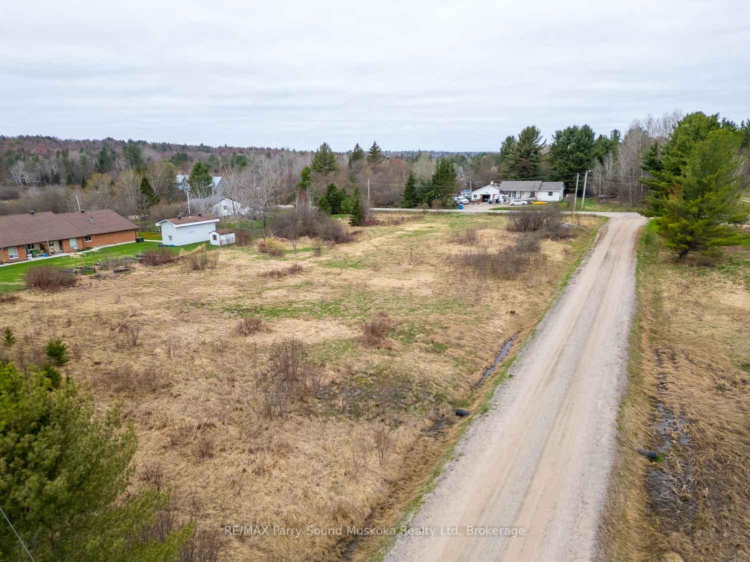 00 King Street, Magnetawan, ON P0A 1P0 photo 2