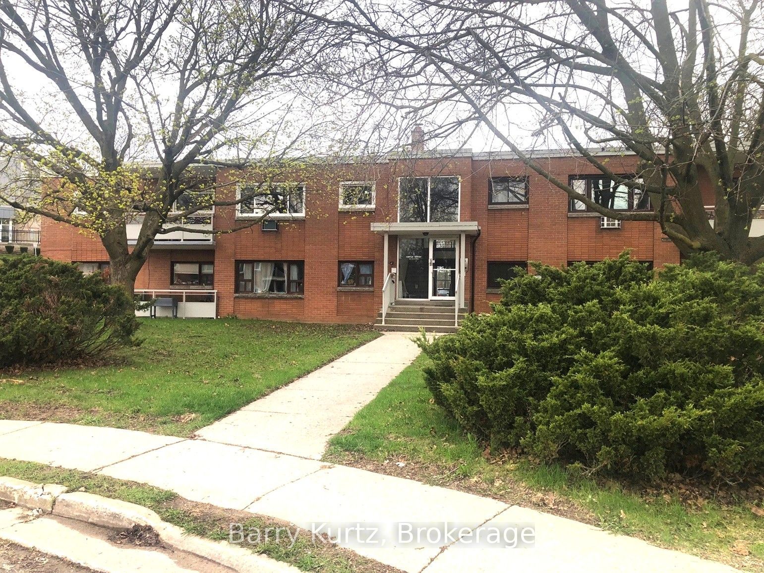 1 Sunnylea Crescent 5, Guelph, ON N1E 1W1