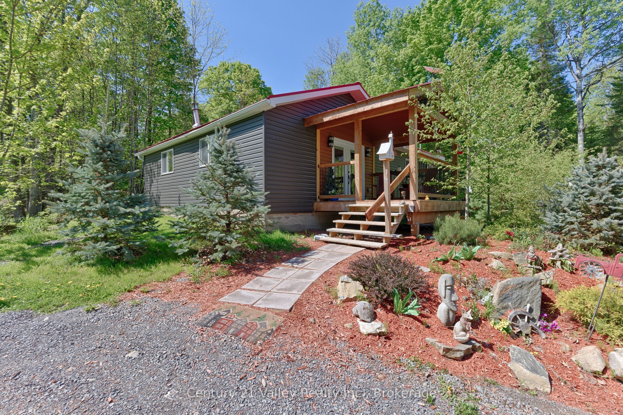 593 Inglis Road, Greater Madawaska, ON K7V 3Z9