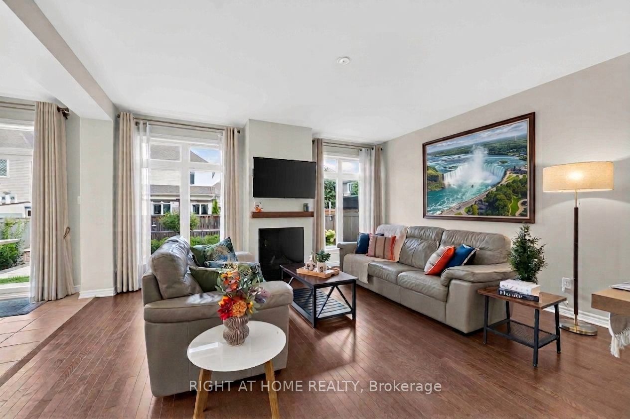2840 Grand Canal Street, Barrhaven, ON K2J 6E4 photo 3