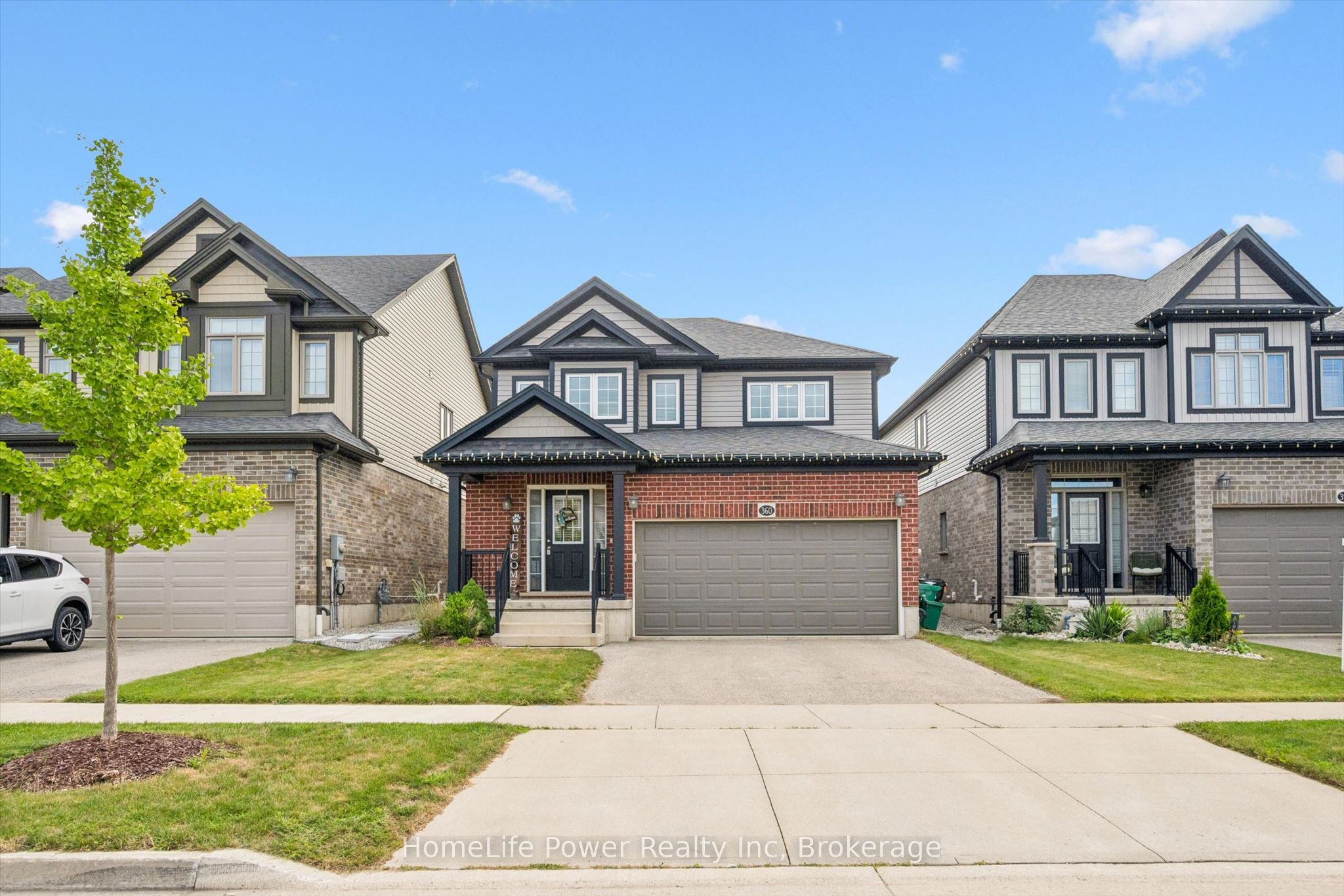360 Freure Drive, Cambridge, ON N1S 0B5 photo 2