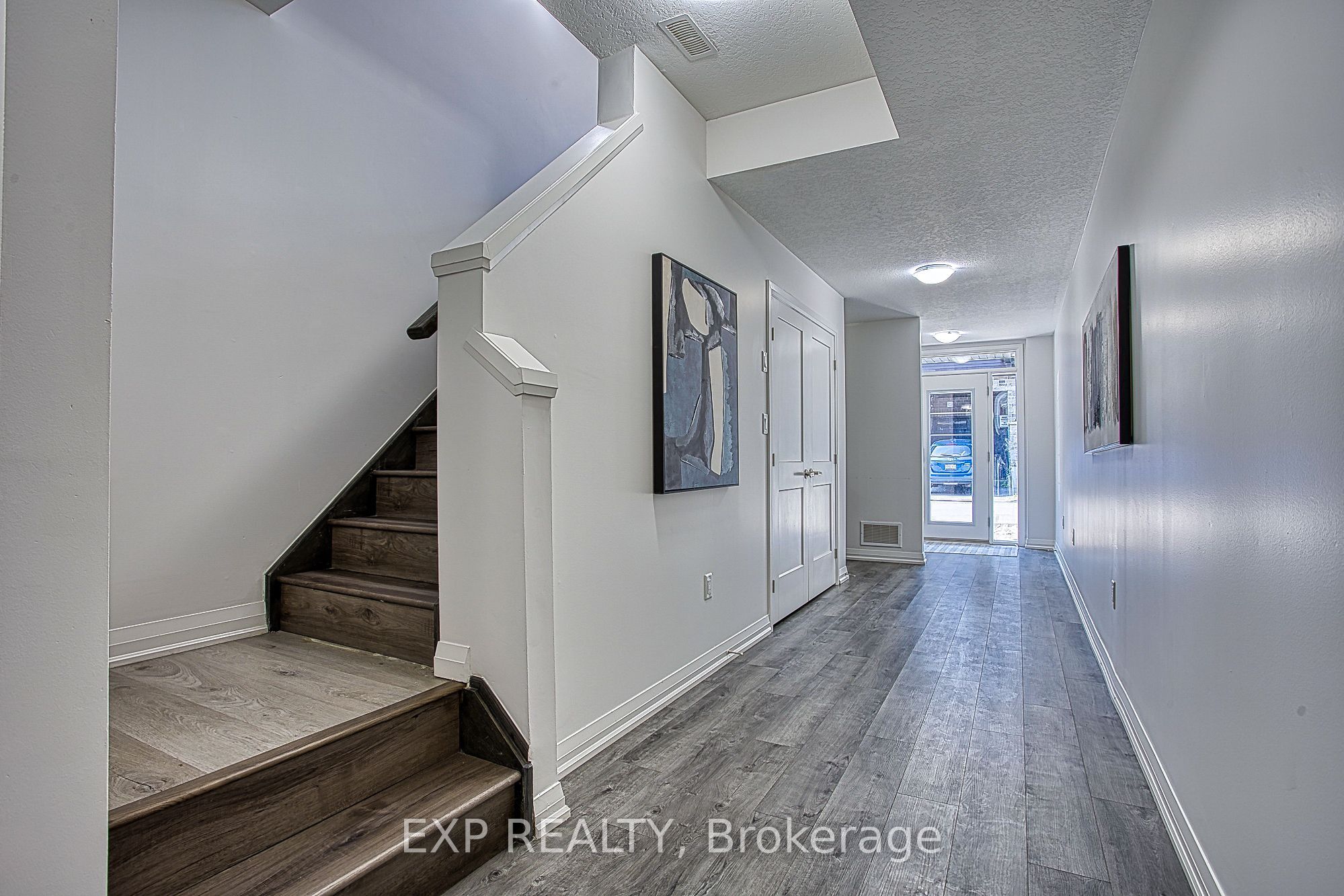 5000 Connor Drive 25, Lincoln, ON L3J 0T4 photo 4