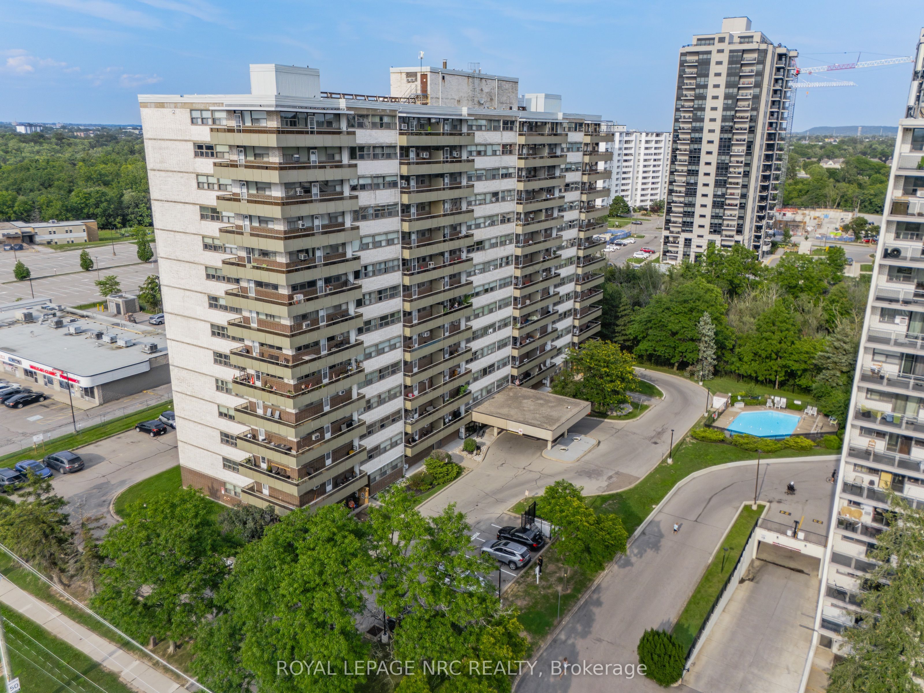 215 Glenridge Avenue 1510, St. Catharines, ON L2T 3J7
