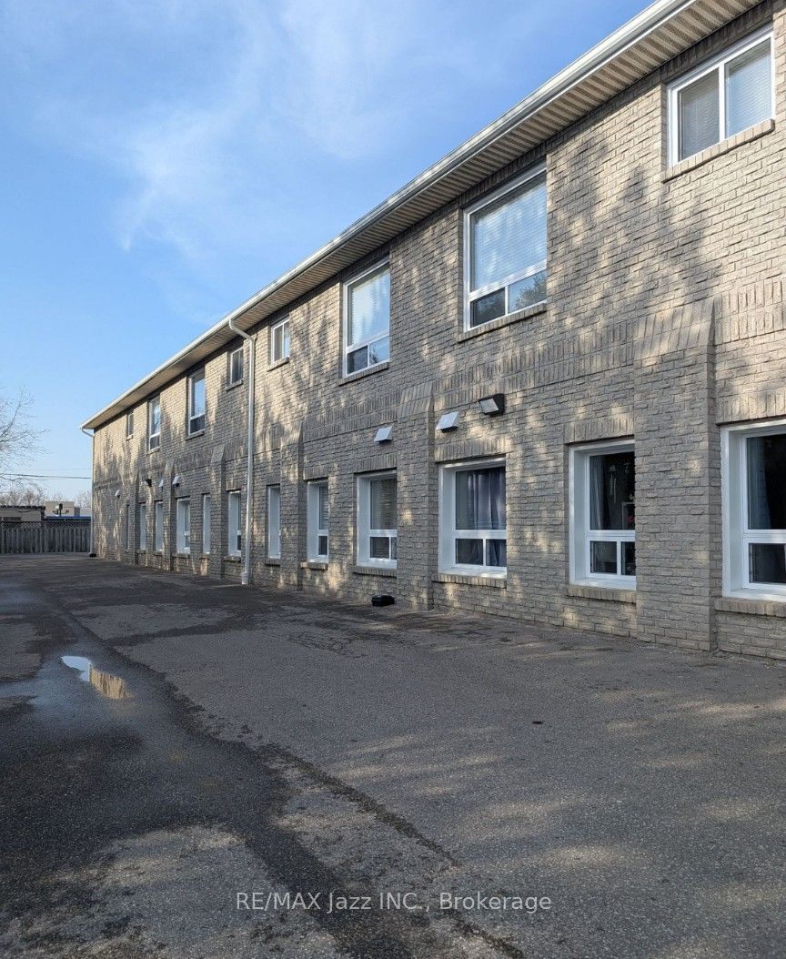 26 Spencer Street E 106, Cobourg, ON K9A 1C2