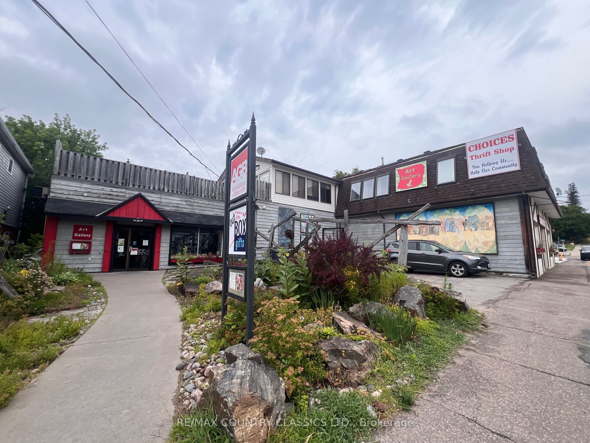 10 - 12 Flint Avenue, Bancroft, ON K0L 1C0 photo 2