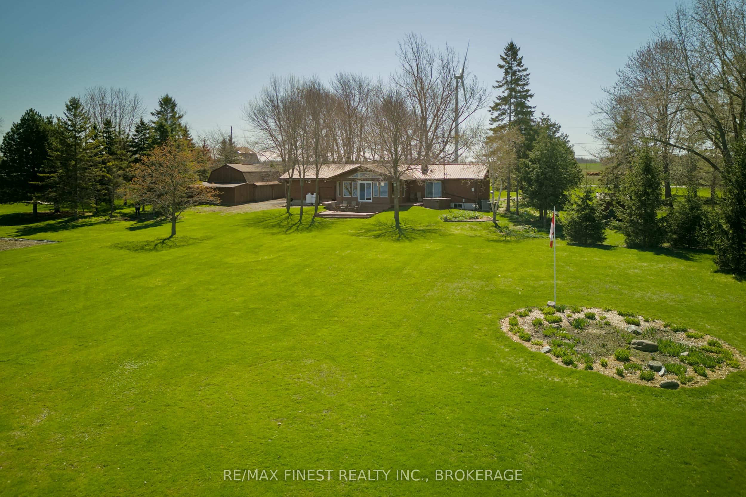 10930 Front Road, Loyalist, ON K0H 2S0 photo 4