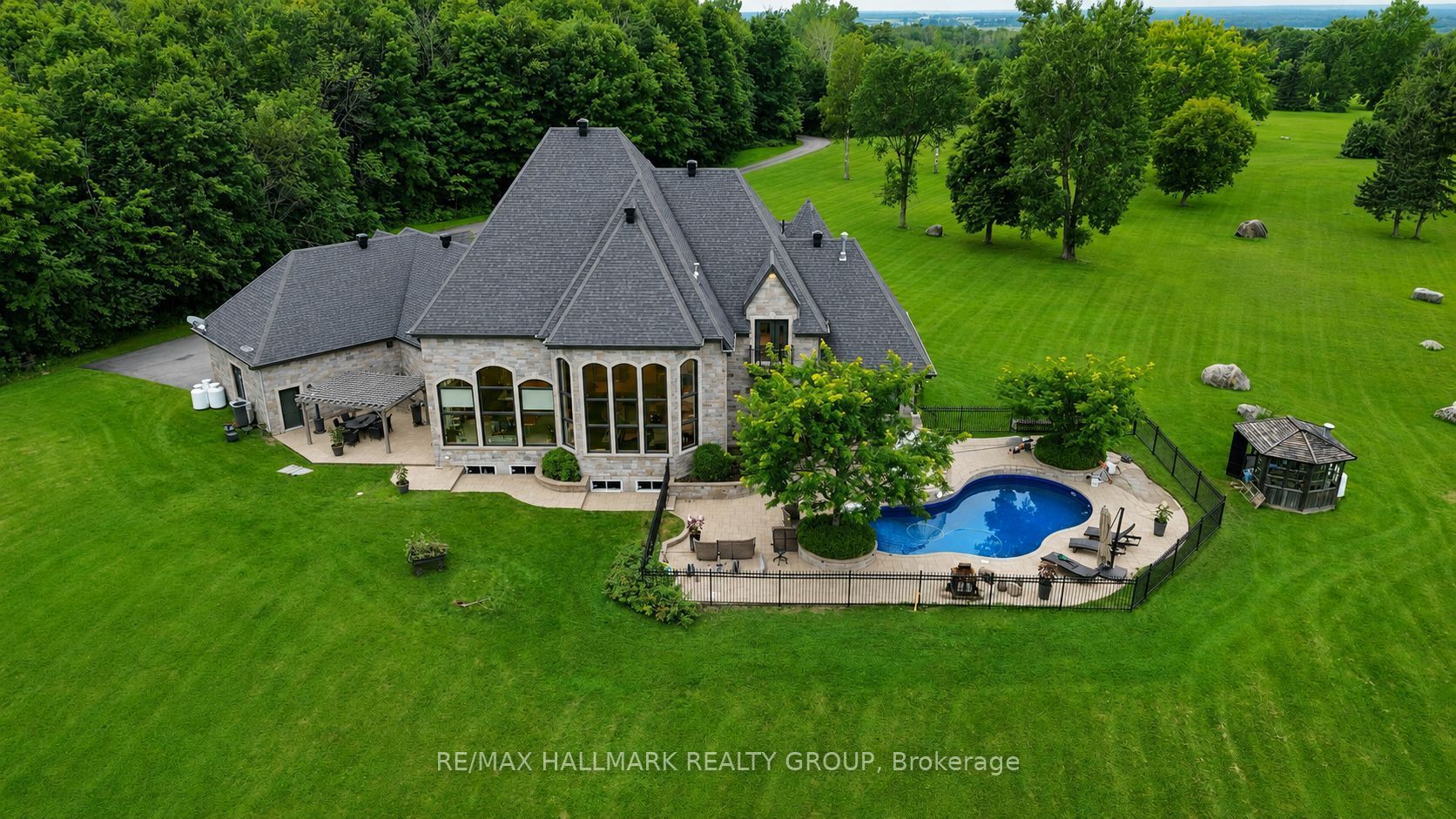 1409 ABERDEEN Road, Champlain, ON K0B 1R0 photo 2
