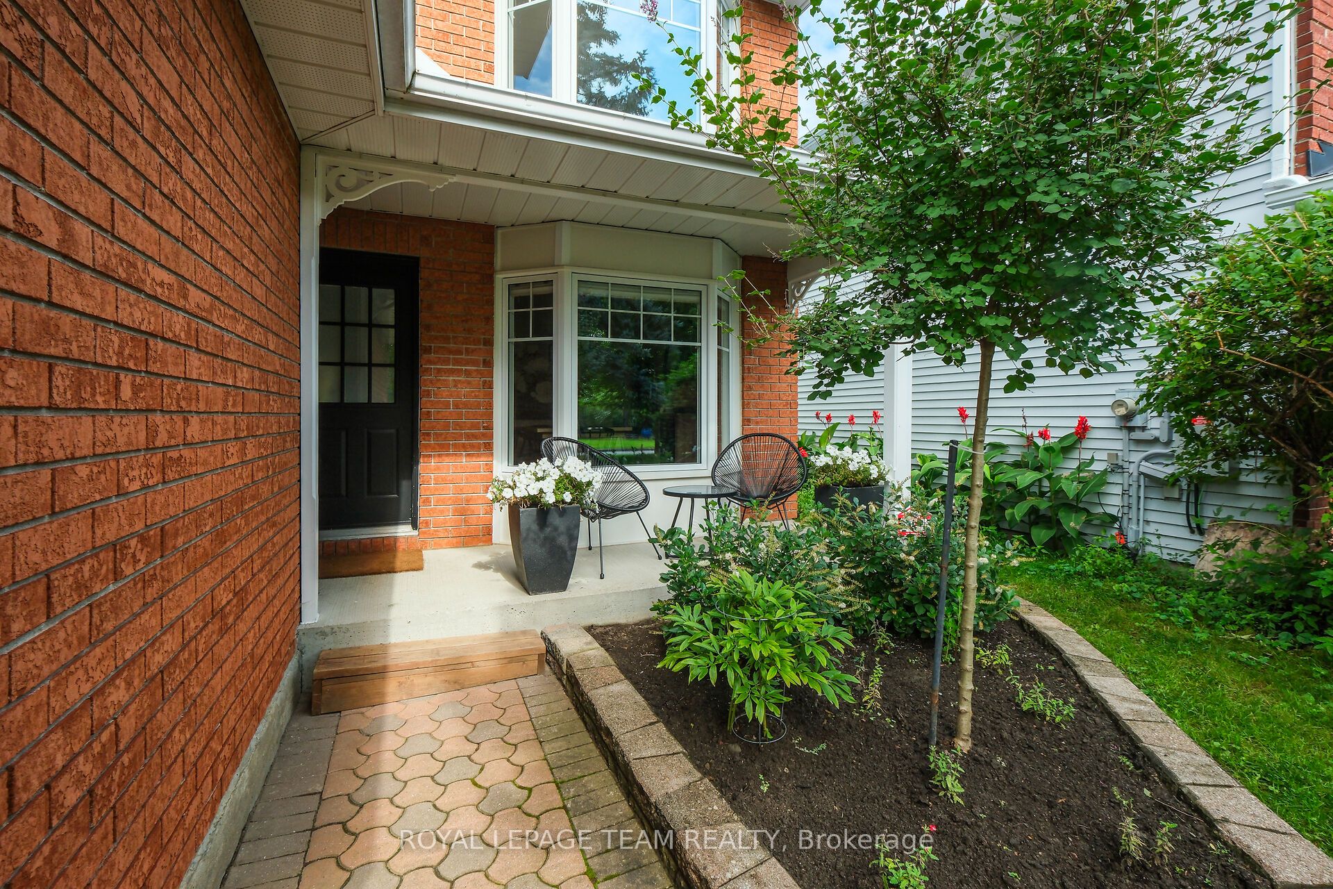 47 Dossetter Way, Hunt Club - South Keys and Area, ON K1G 4S9 photo 3