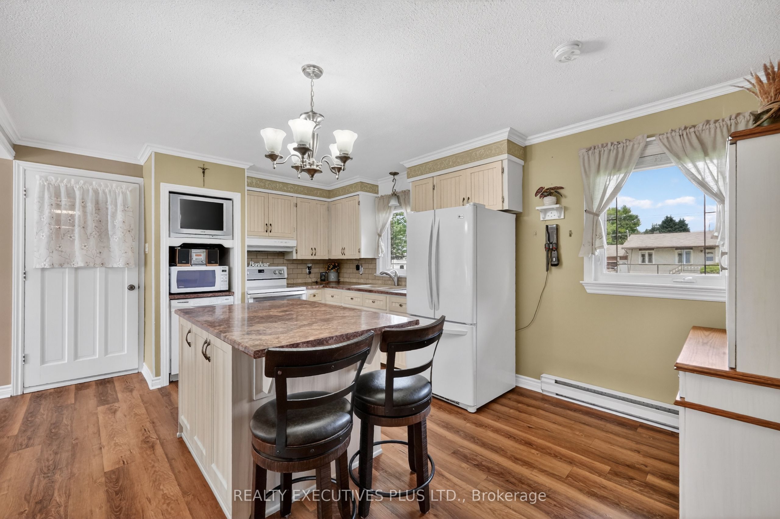 10 Potvin Street, Clarence-Rockland, ON K0A 1E0 photo 4