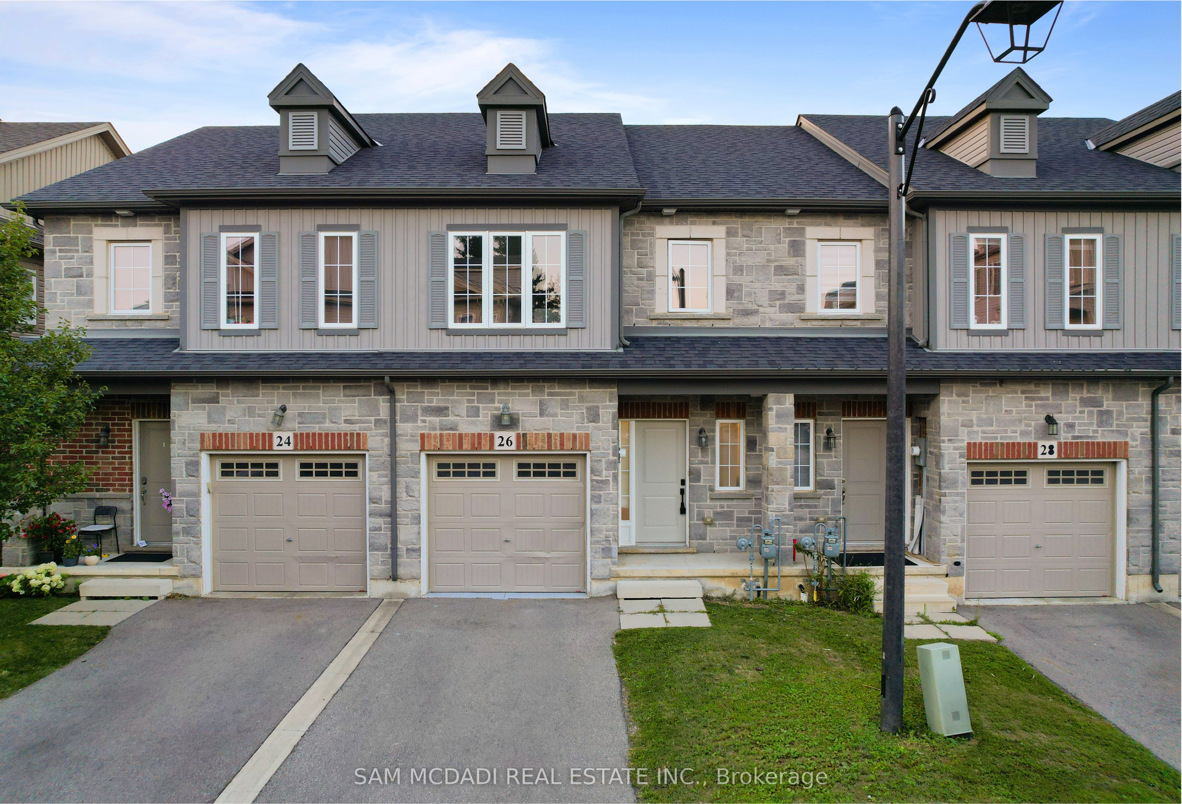 26 Dayman Drive, Hamilton, ON L9K 0J9 photo 2