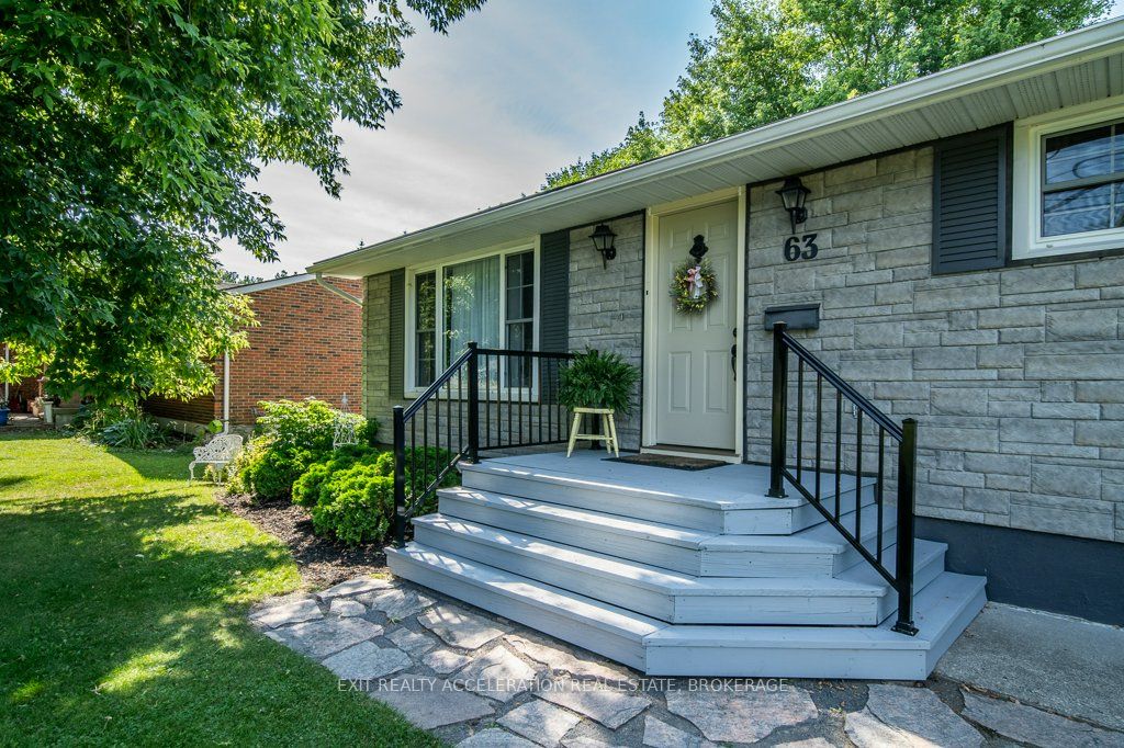 63 River Road, Greater Napanee, ON K7R 3H3 photo 2