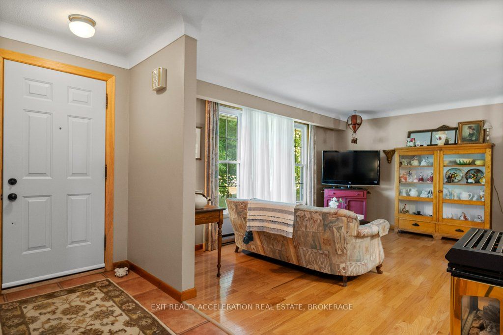 63 River Road, Greater Napanee, ON K7R 3H3 photo 3