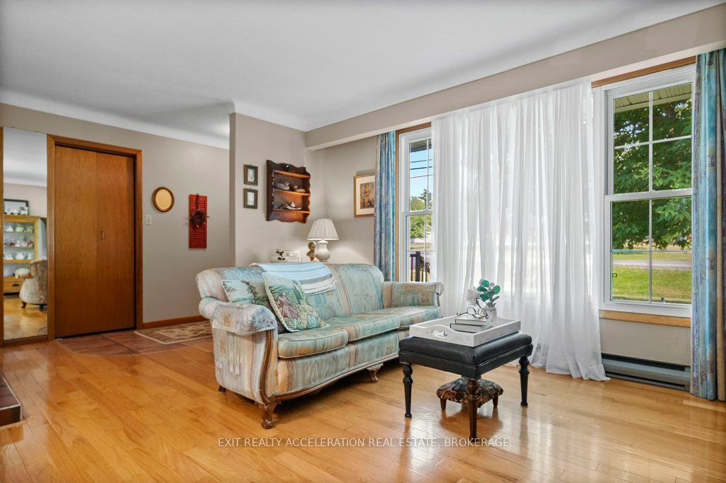 63 River Road, Greater Napanee, ON K7R 3H3 photo 4