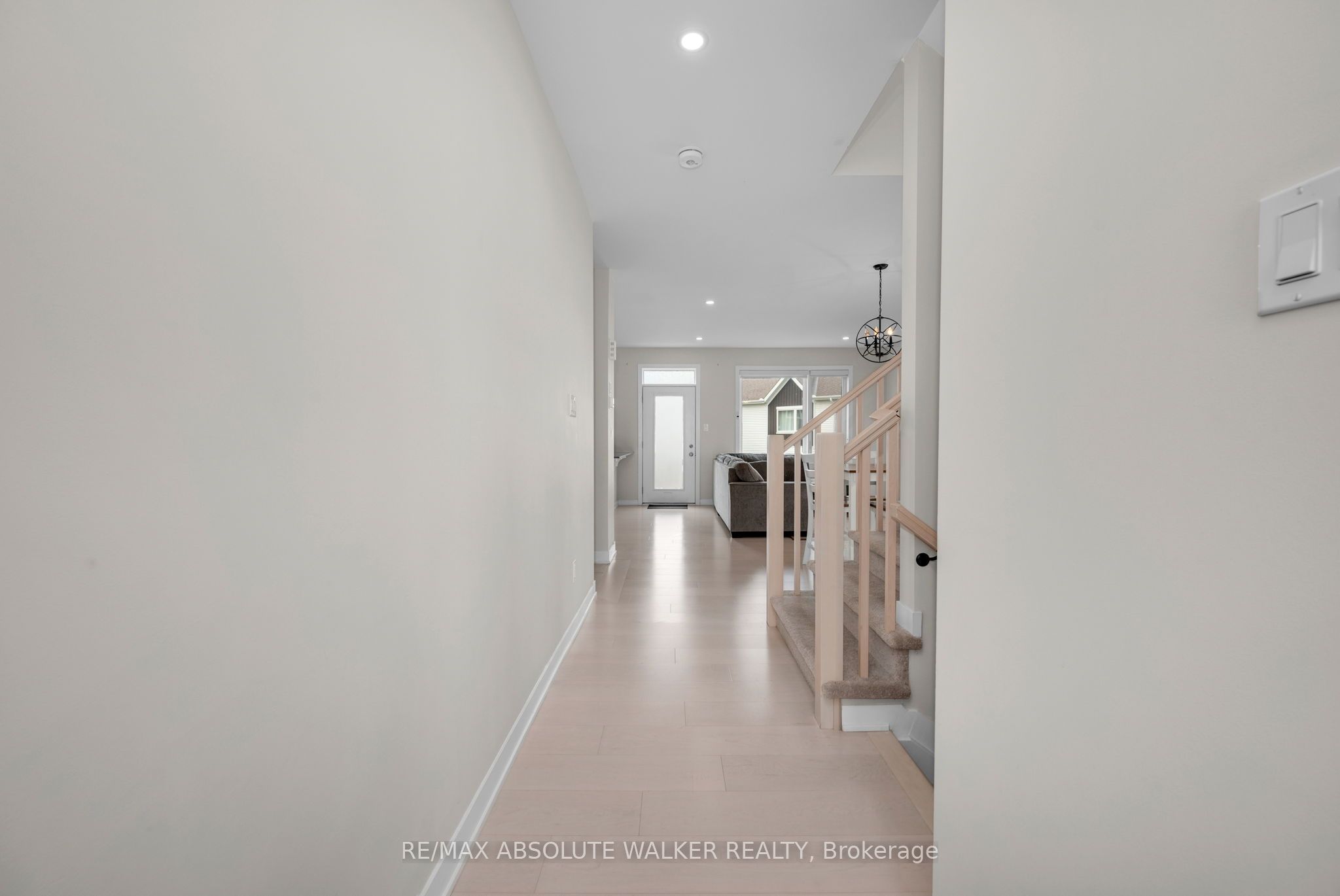 4114 Obsidian Street, Barrhaven, ON K2J 6X9 photo 3