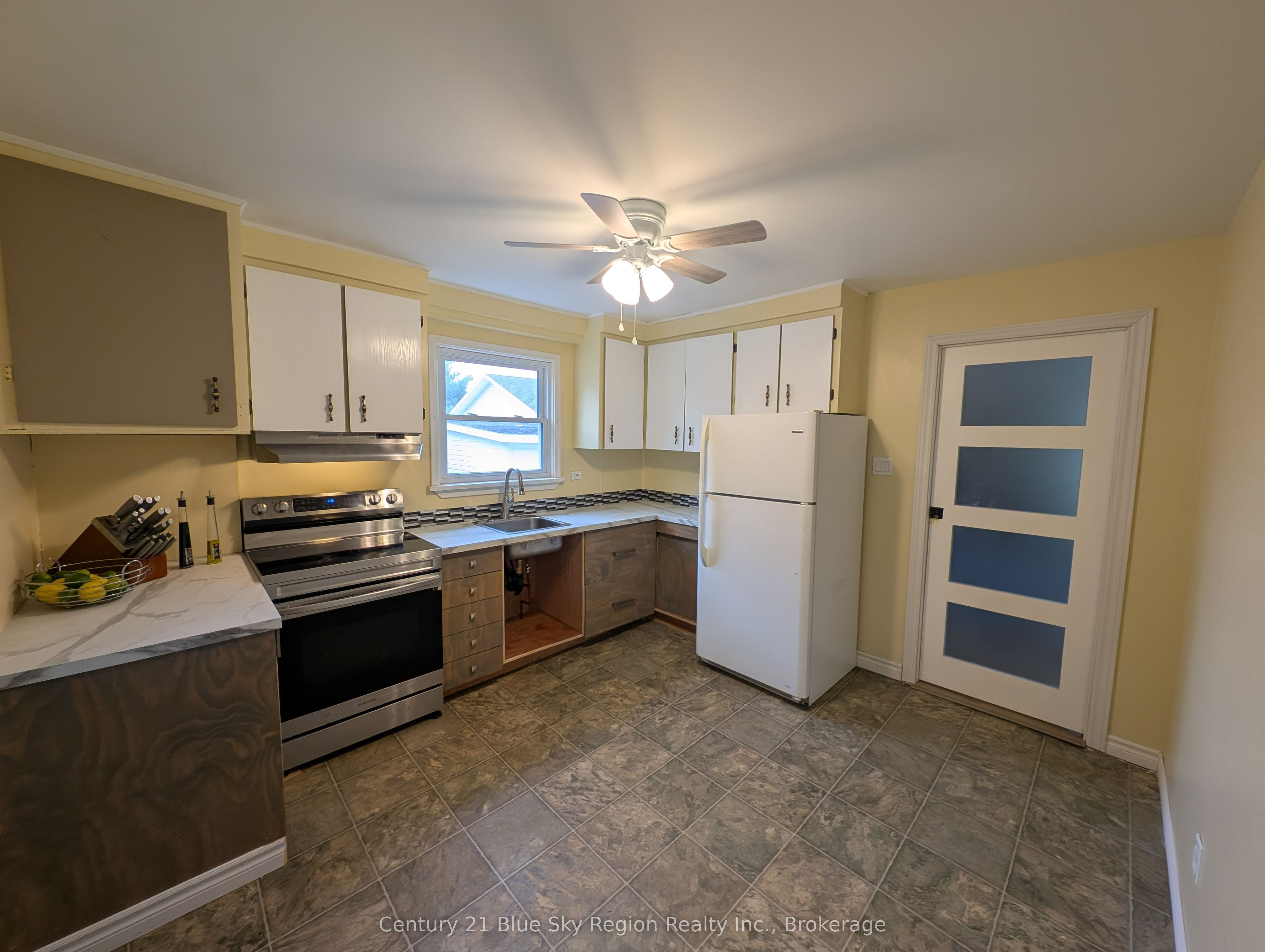 270 Belanger Street, West Nipissing, ON P2B 3B9 photo 2
