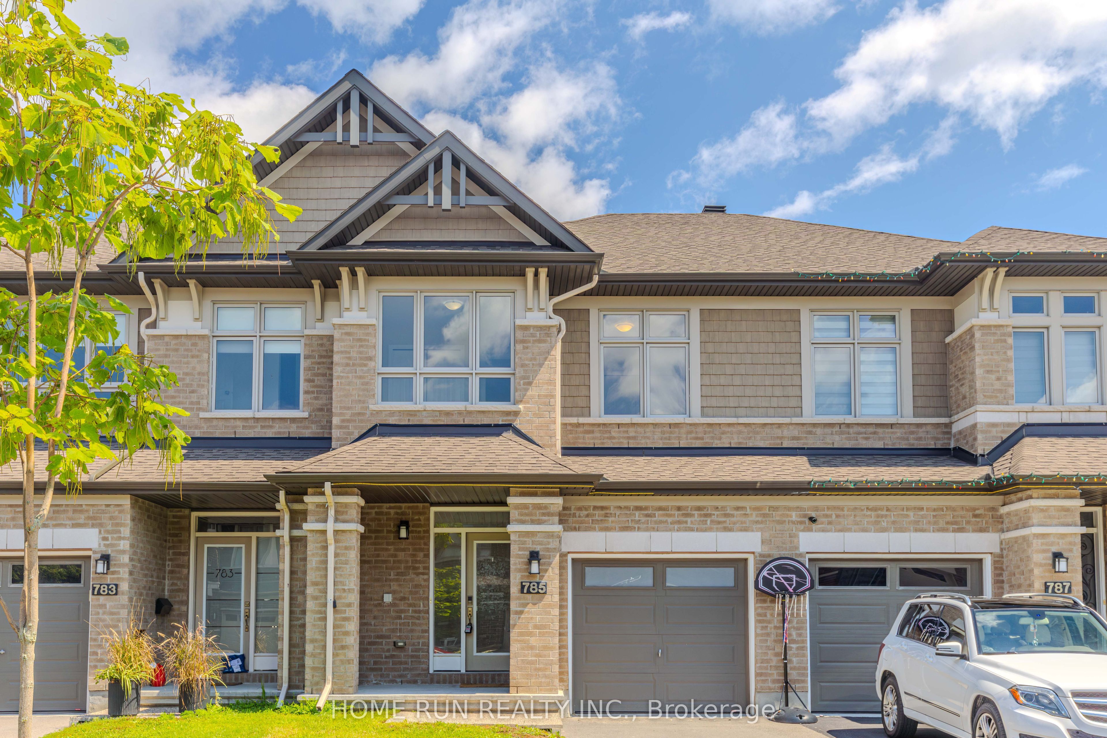 785 Cairn Crescent, Orleans - Convent Glen and Area, ON K1W 0P7