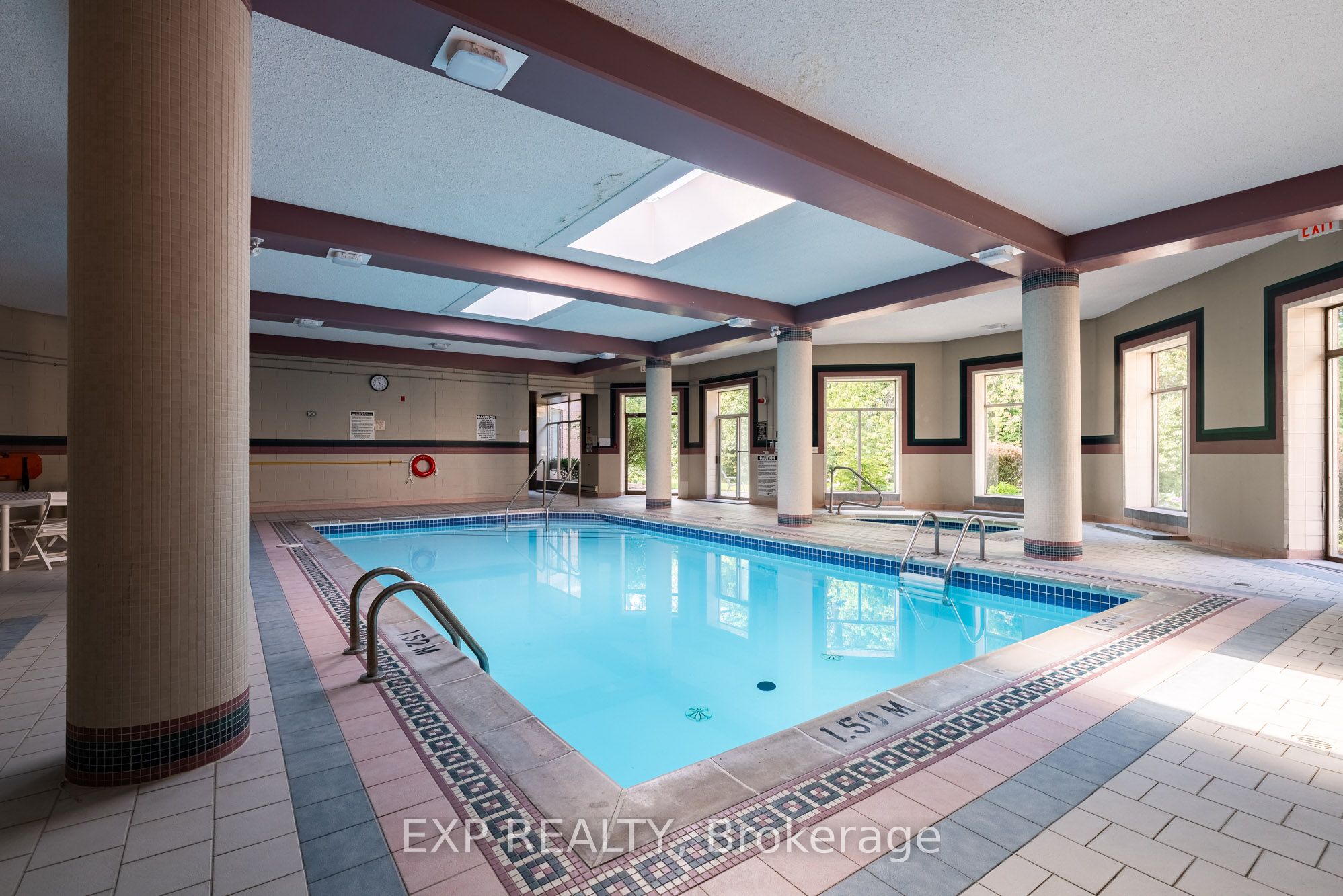 8111 Forest Glen Drive 227, Niagara Falls, ON L2H 2Y7 photo 3