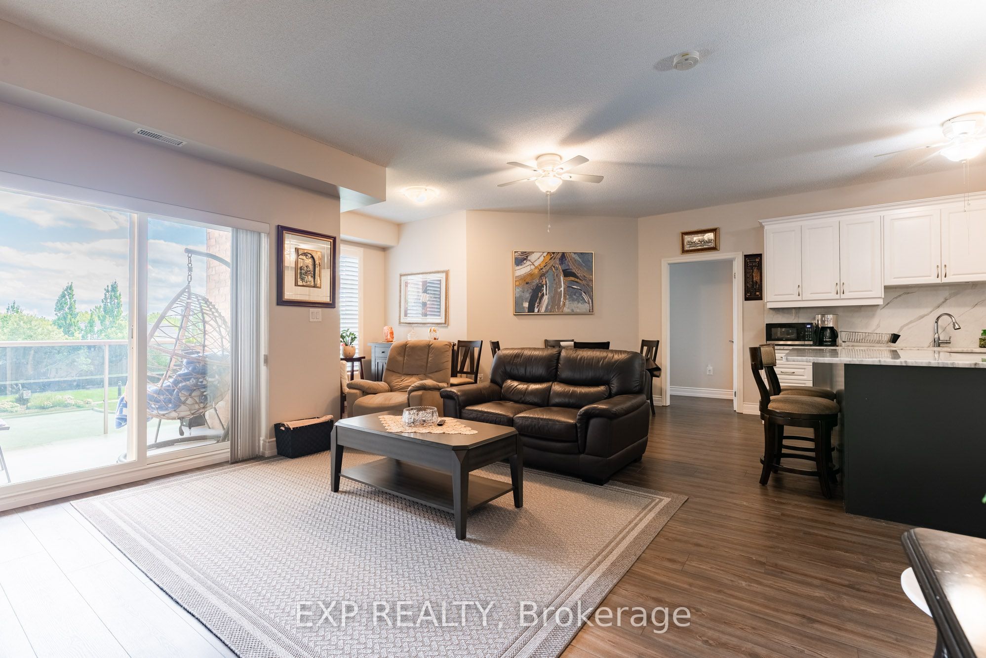 8111 Forest Glen Drive 227, Niagara Falls, ON L2H 2Y7 photo 5