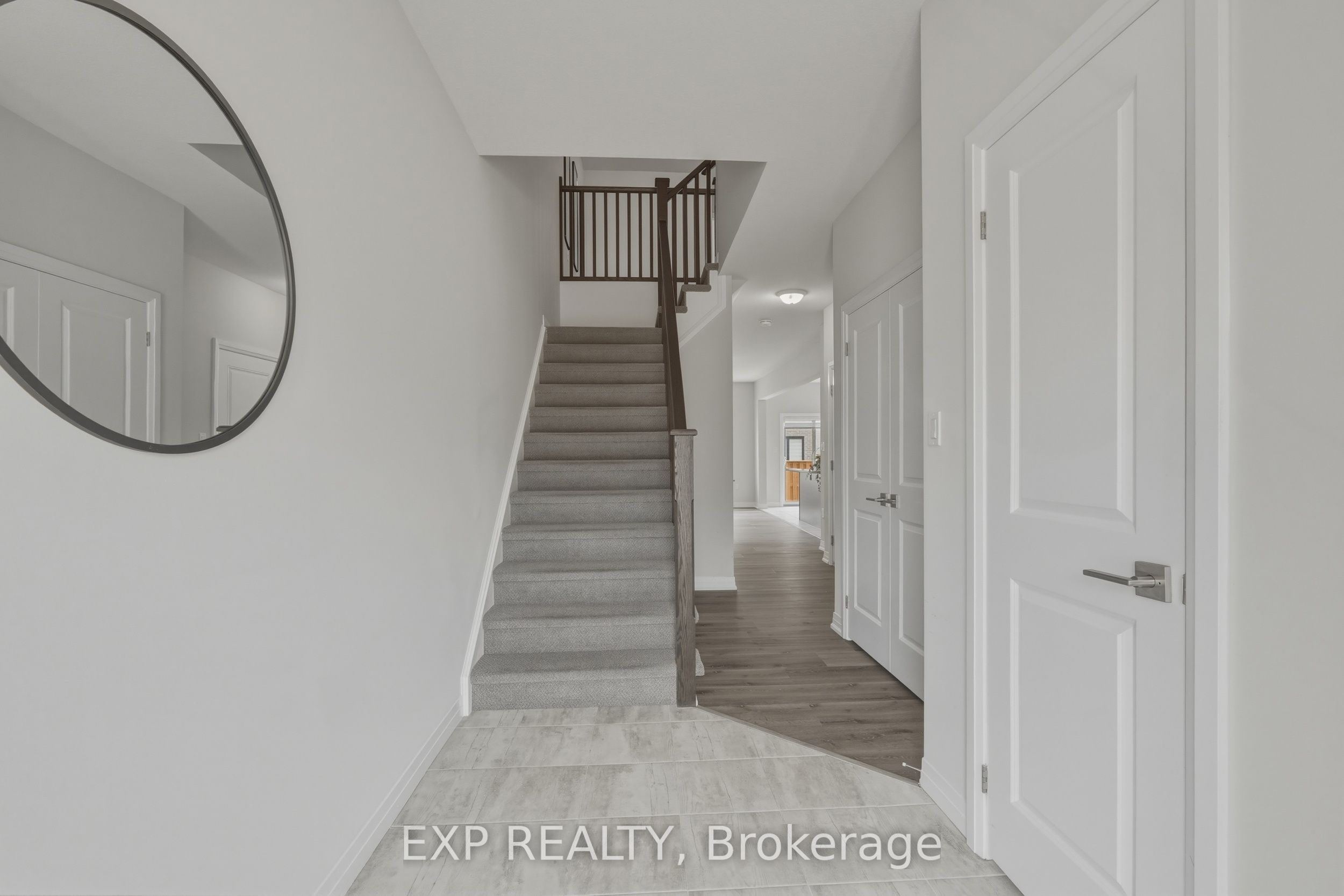 520 Grey Street 27, Brantford, ON N3S 0K1 photo 3