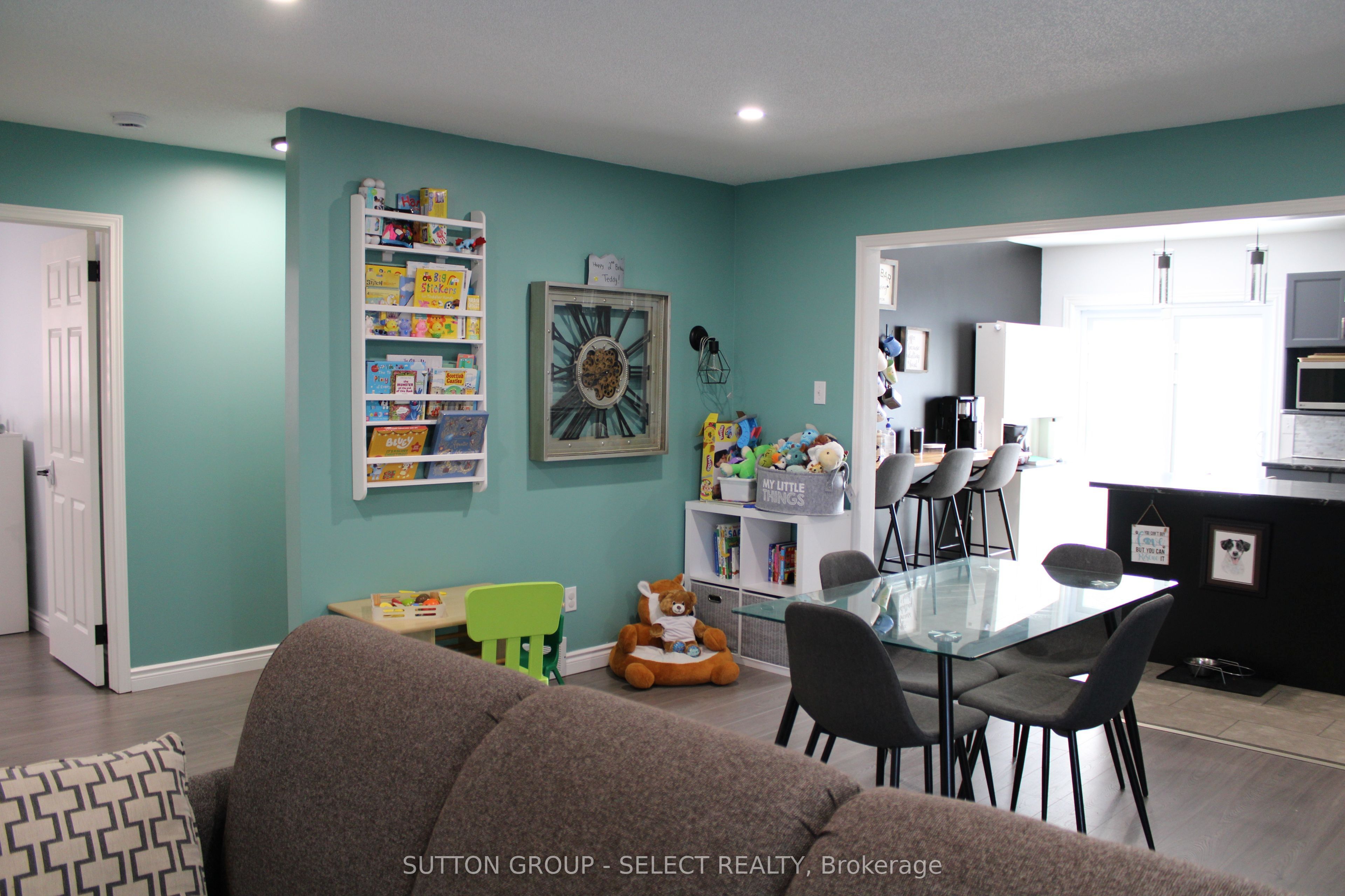 234 Parkview Drive, Strathroy-Caradoc, ON N7G 4C1 photo 5