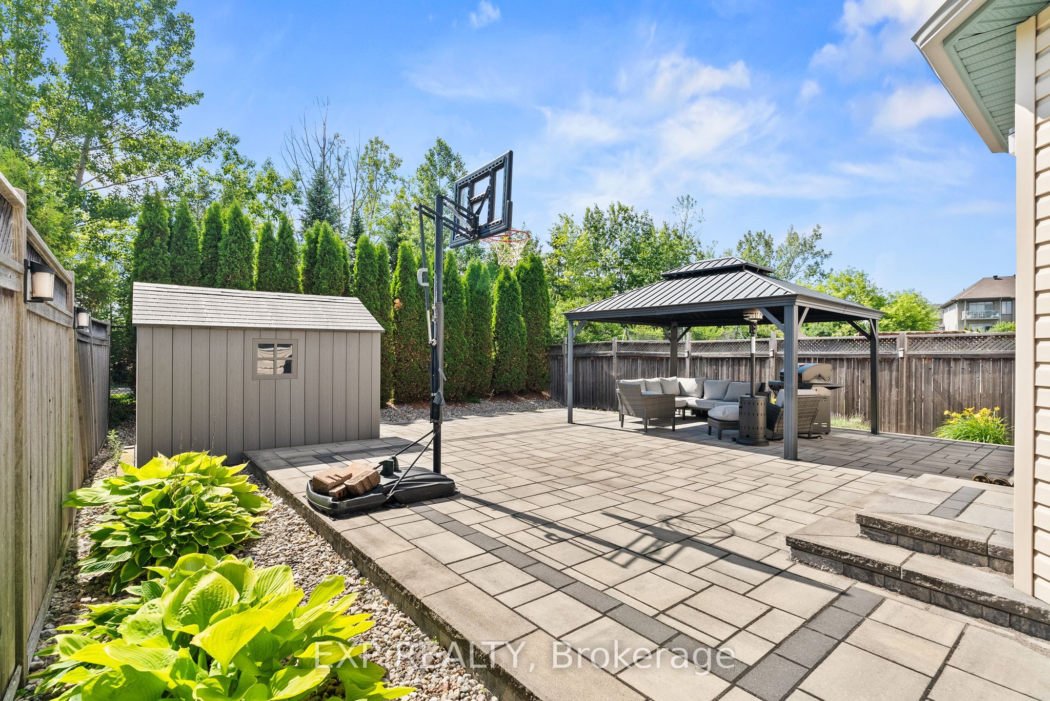 112 Redcliff Avenue, Barrhaven, ON K2J 5J7 photo 3