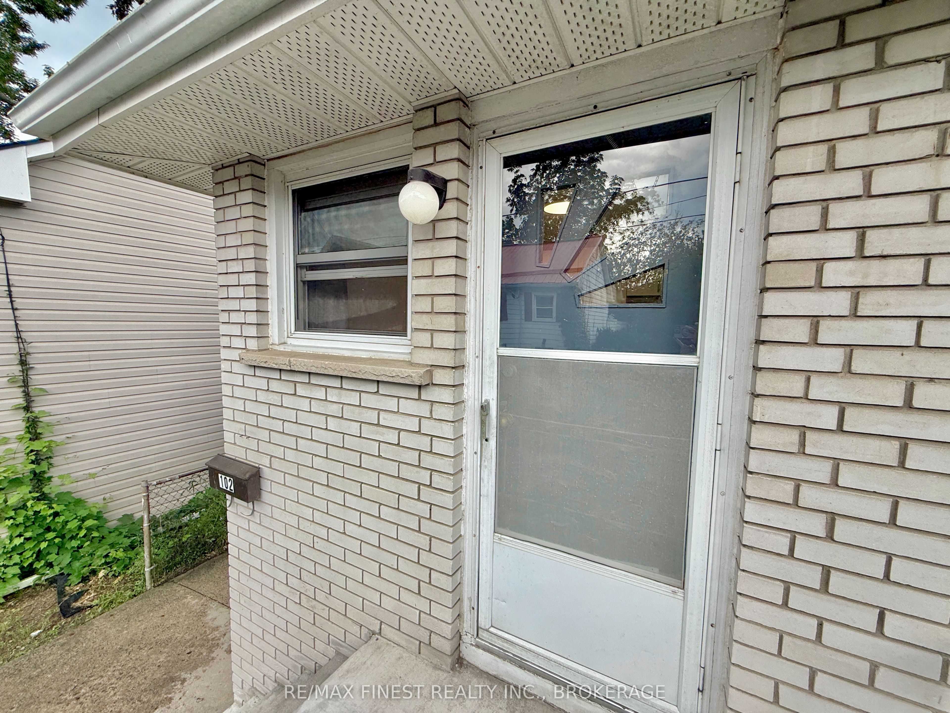 102 Chatham Street, Kingston, ON K7K 4H3 photo 3