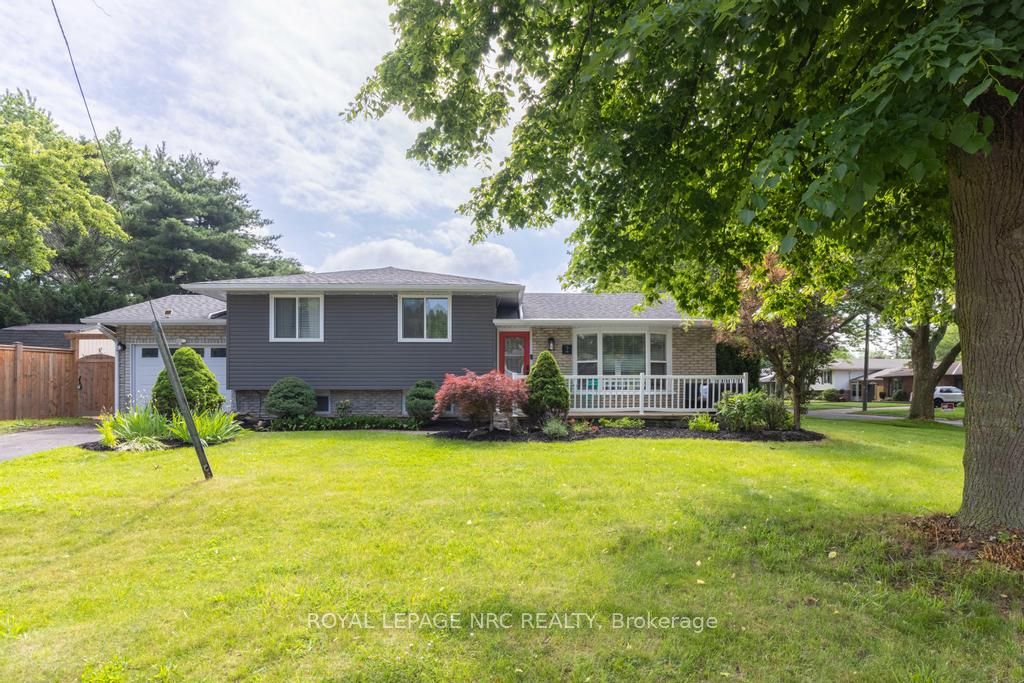 2 Kimberdale Court, St. Catharines, ON L2N 5W5