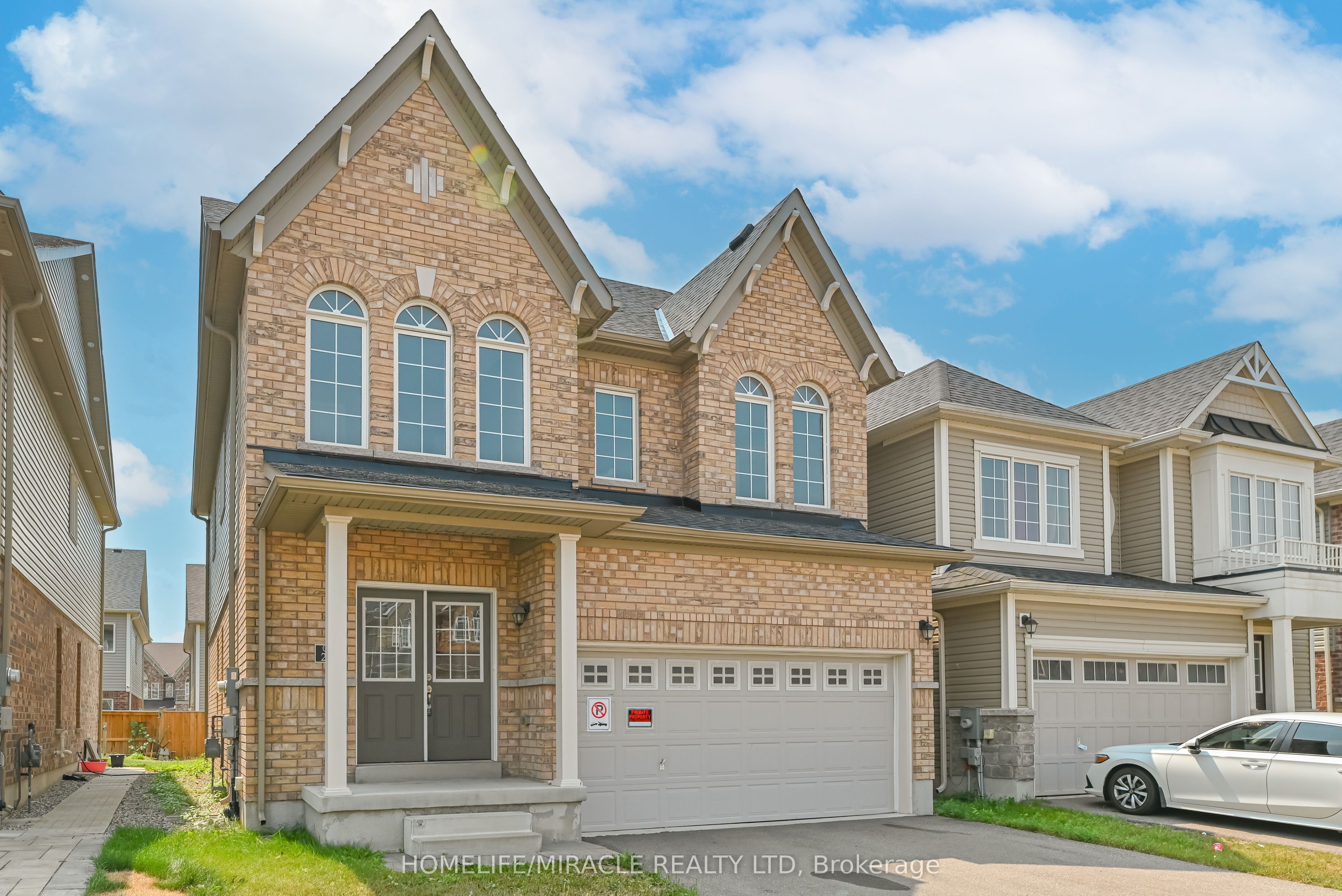 24 Weatherall Avenue, Cambridge, ON N3H 0C4 photo 2