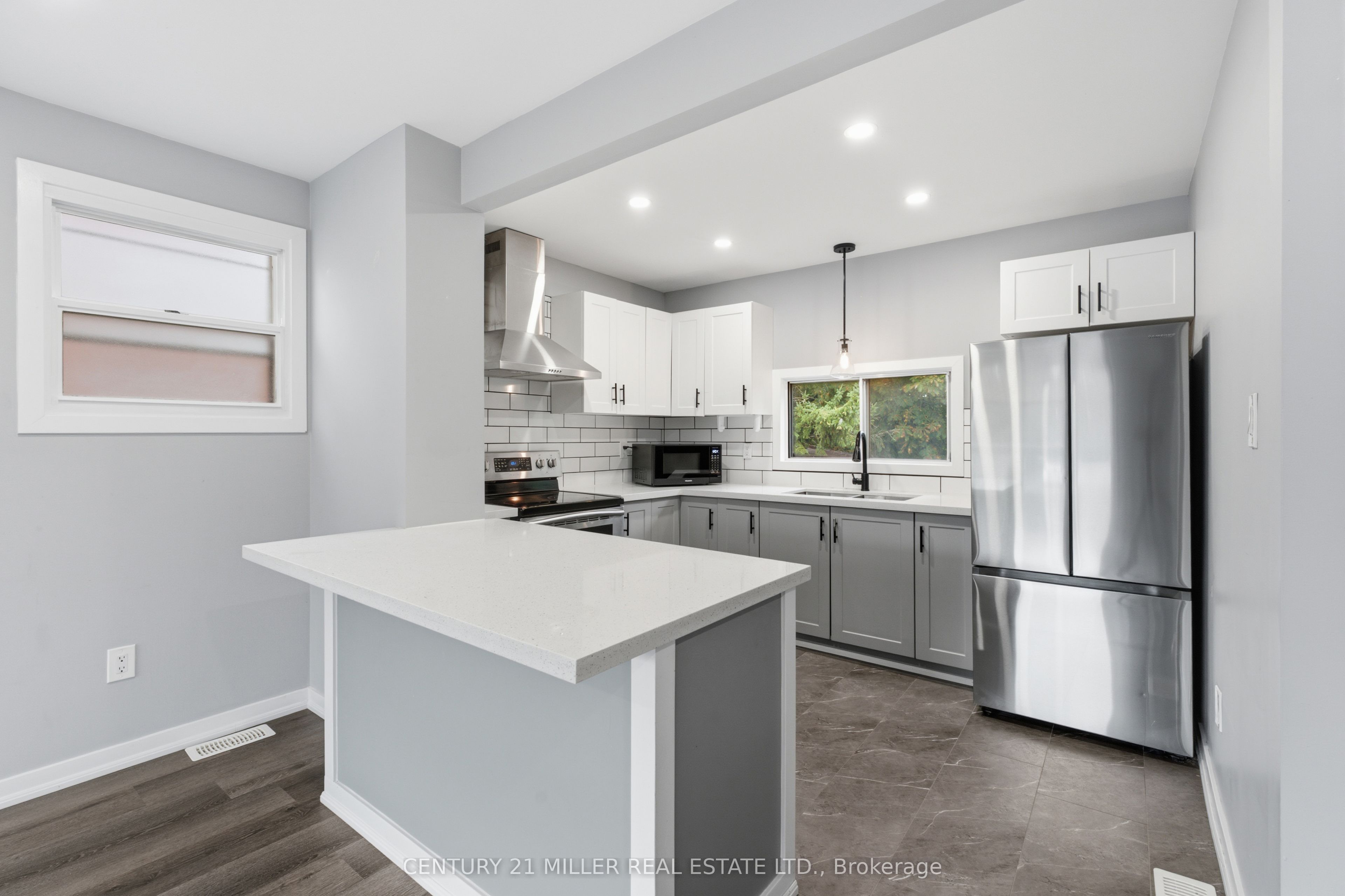 67 East 13th Street Main Floor, Hamilton, ON L9A 3Z4