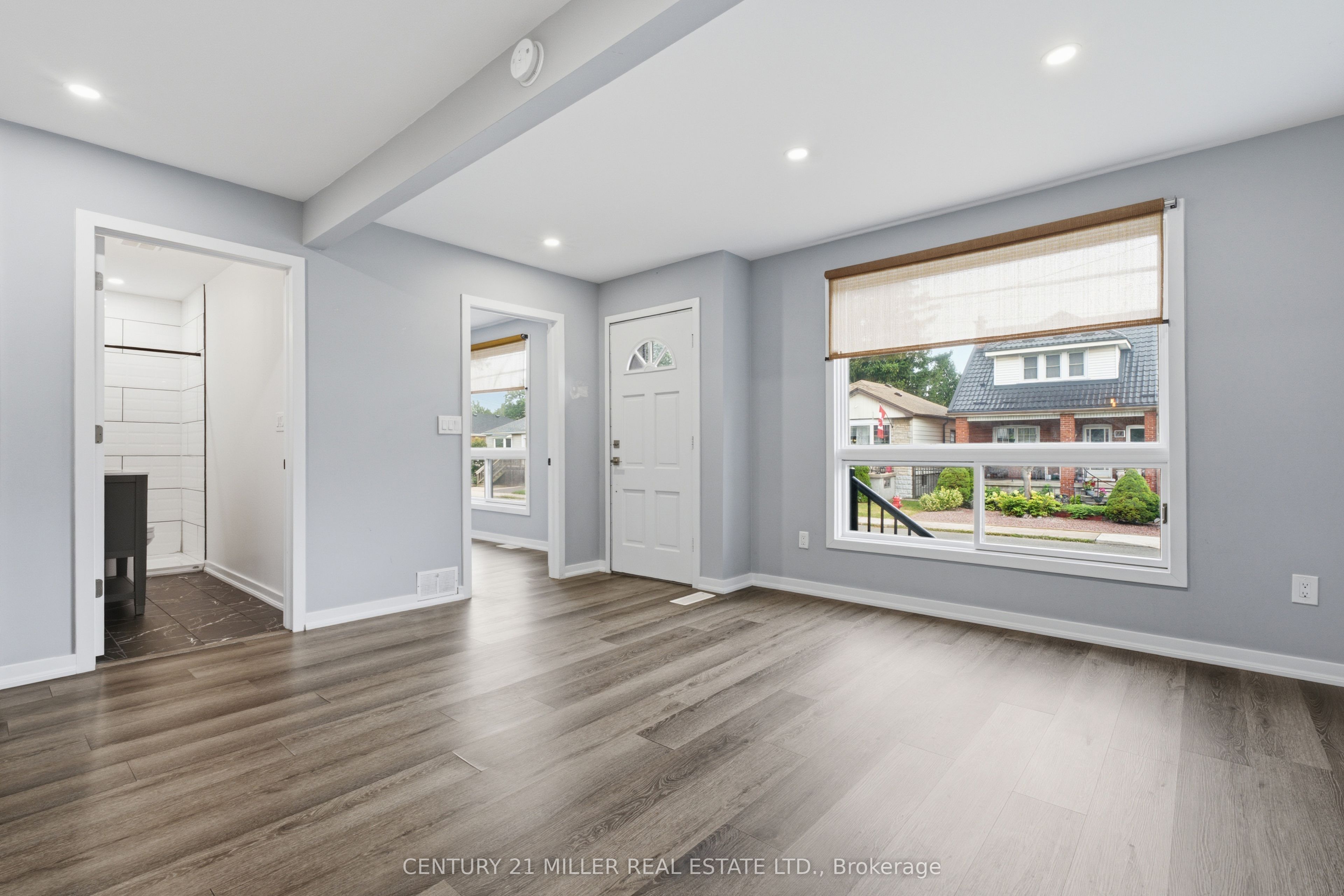 67 East 13th Street Main Floor, Hamilton, ON L9A 3Z4 photo 3