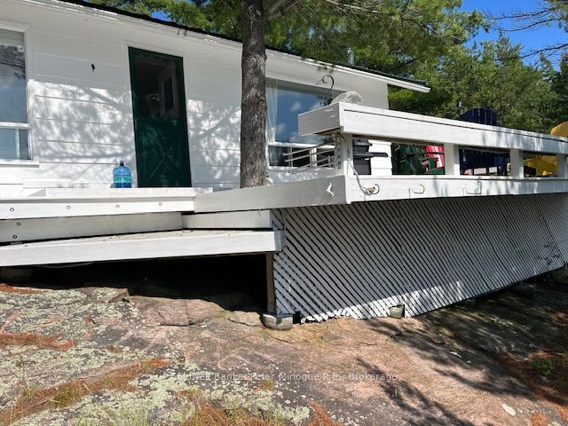 82 JESSUP Island, Nipissing, ON P0H 1W0 photo 5