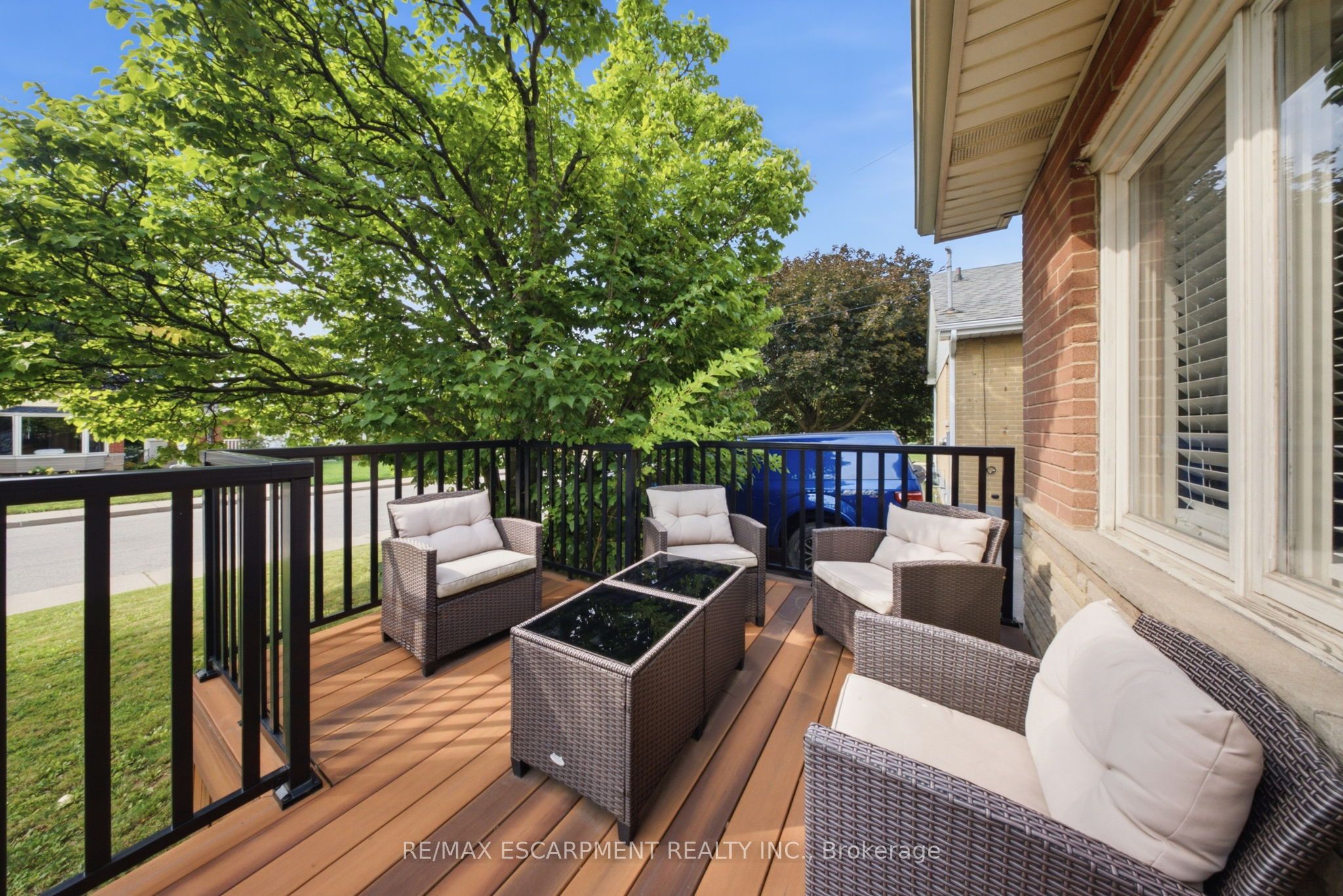 203 WEST 31ST Street, Hamilton, ON L9C 5G3 photo 3