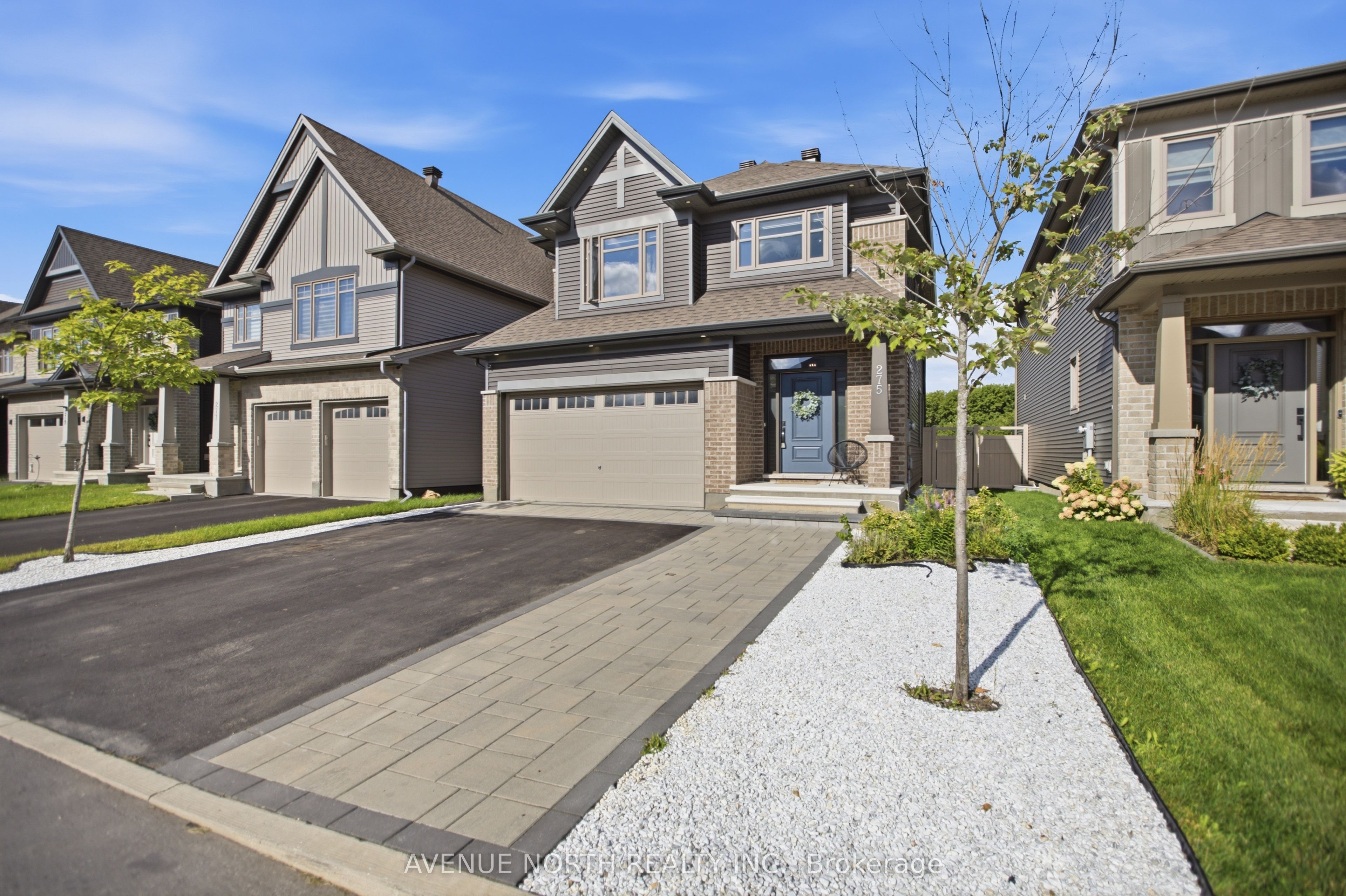 275 Trollius Way, Blossom Park - Airport and Area, ON K1T 0S2 photo 2