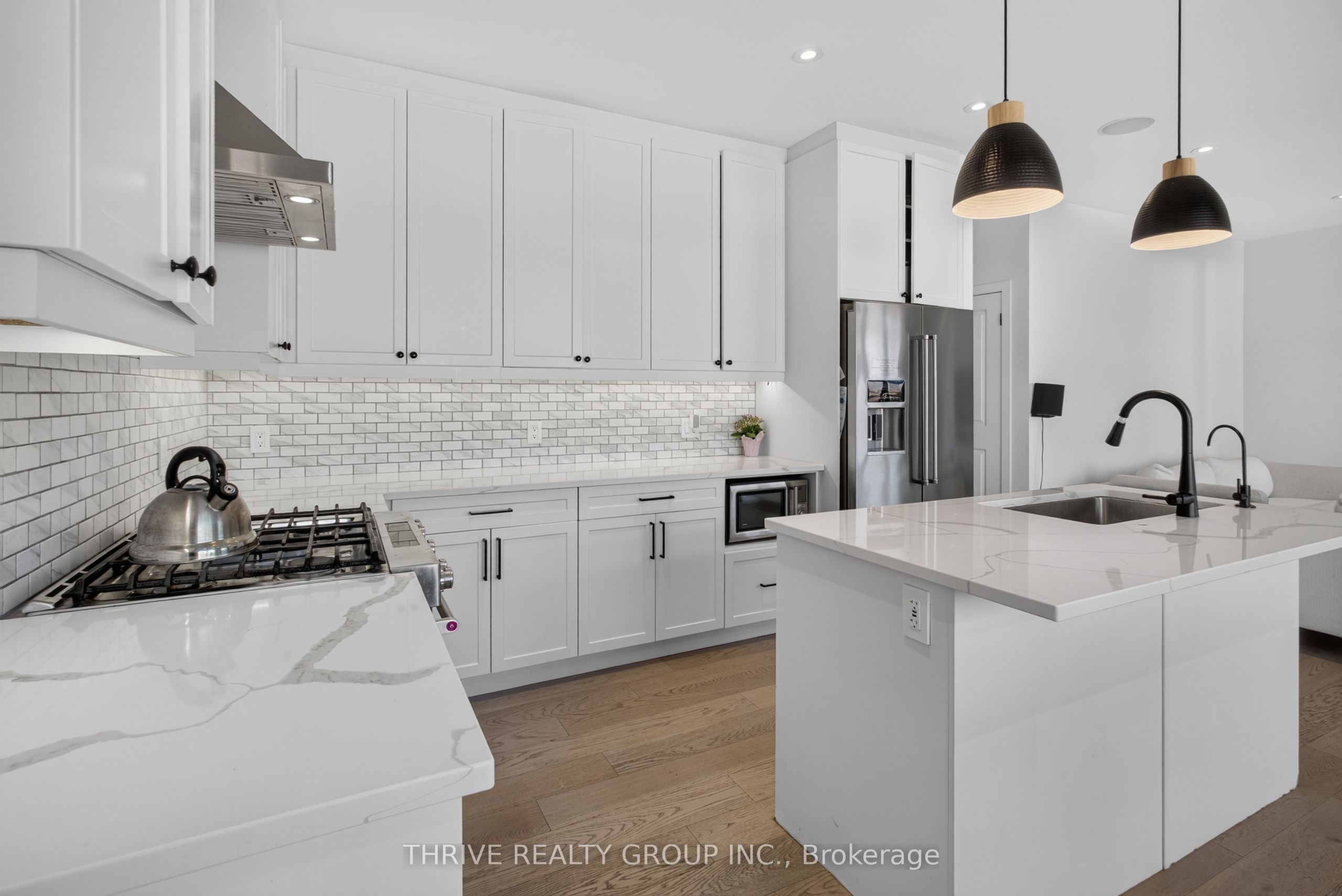 3065 Heardcreek Trail, London North, ON N6G 2S7 photo 3