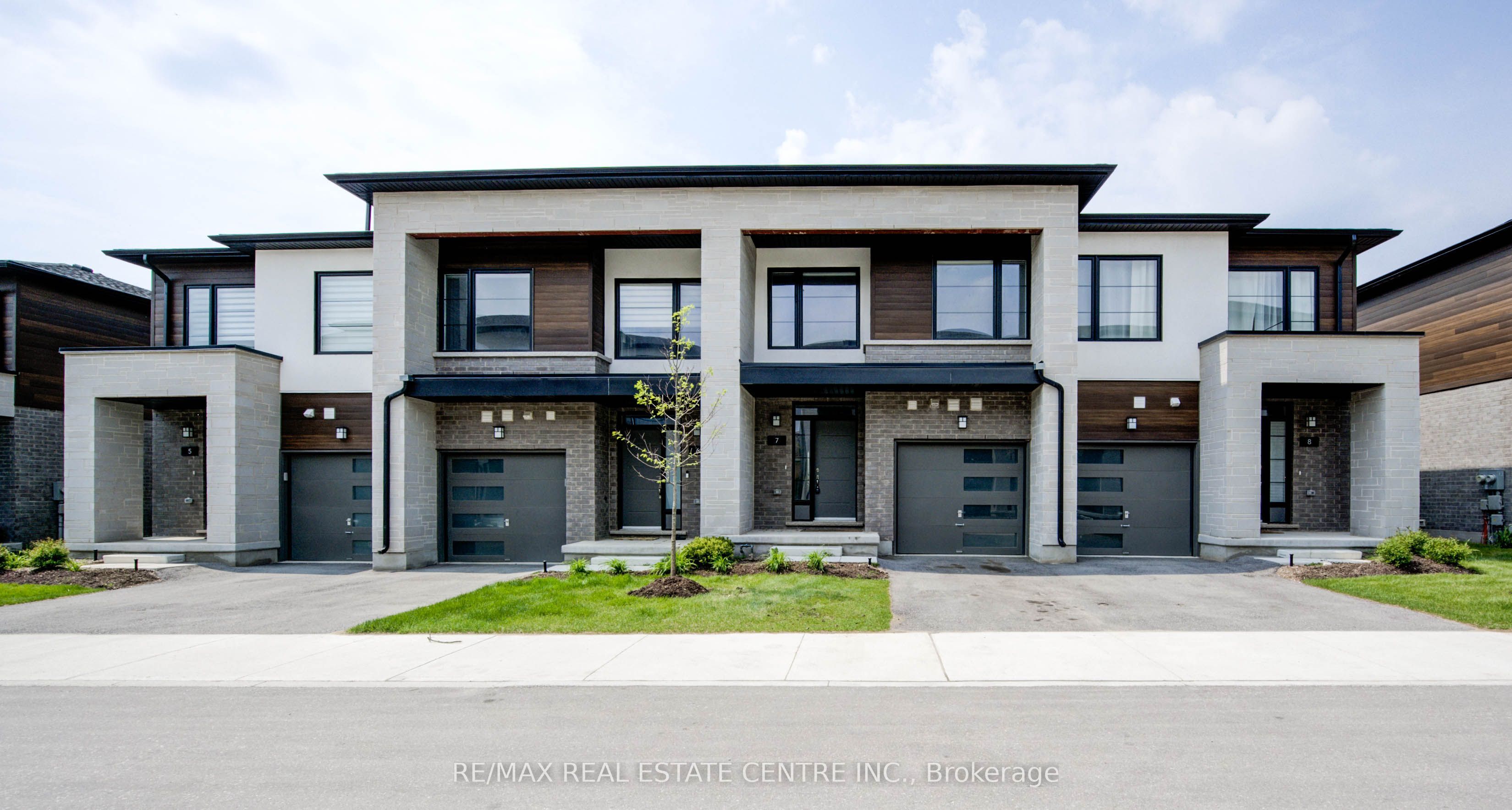 350 River Road 7, Cambridge, ON N3C 0H4 photo 2