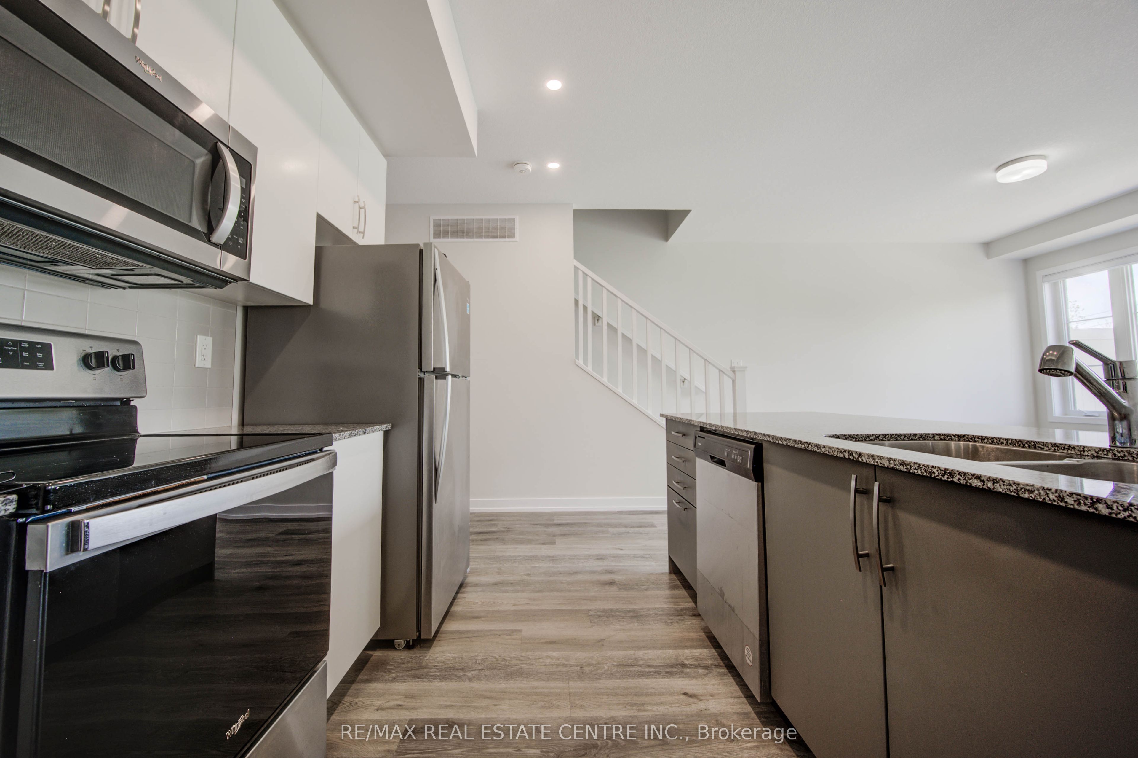 350 River Road 7, Cambridge, ON N3C 0H4 photo 5