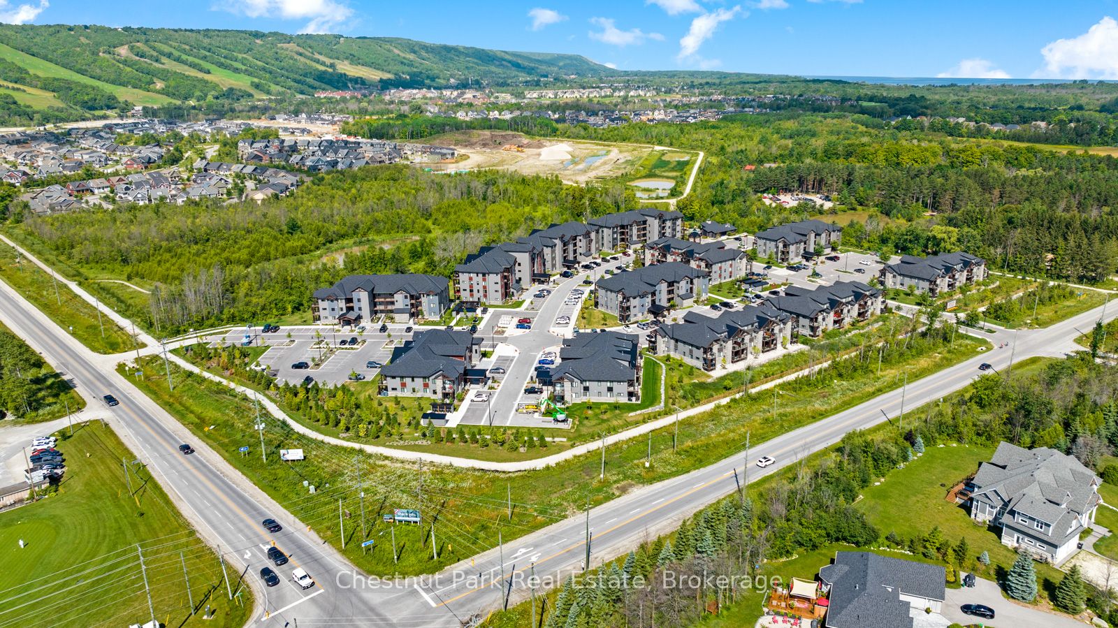 13 Beausoleil Lane 205, Blue Mountains, ON L9Y 2X5 photo 2