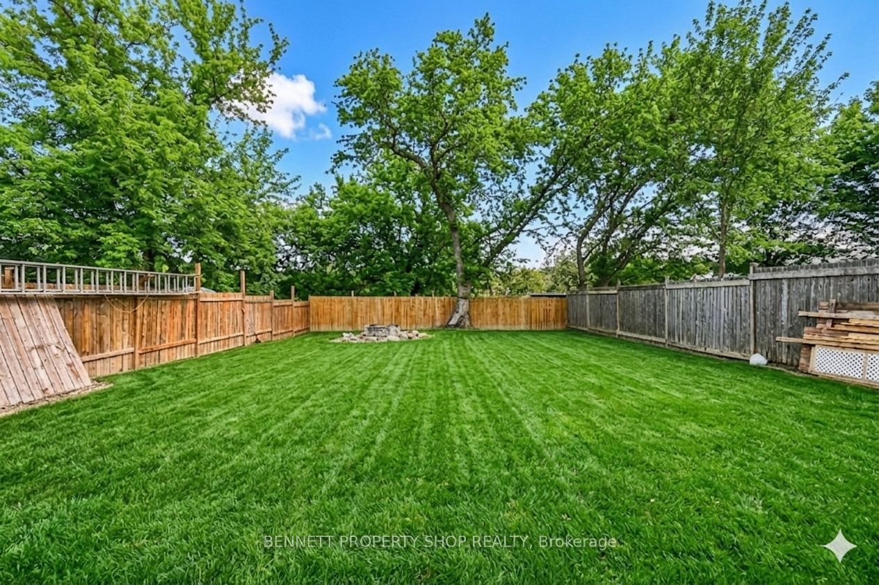 14 River Road, McNab/Braeside, ON K7S 1R2 photo 2