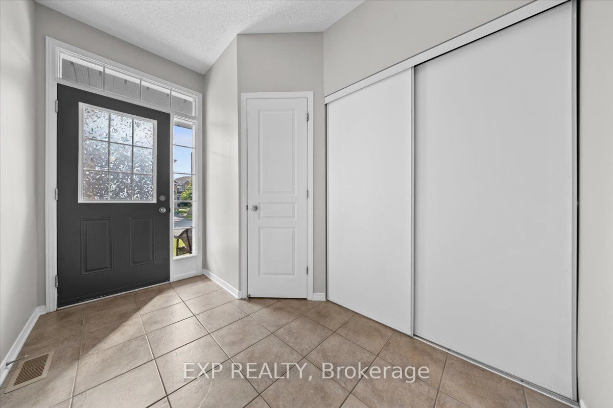 147 Destiny Private, Orleans - Cumberland and Area, ON K4A 0K6 photo 3