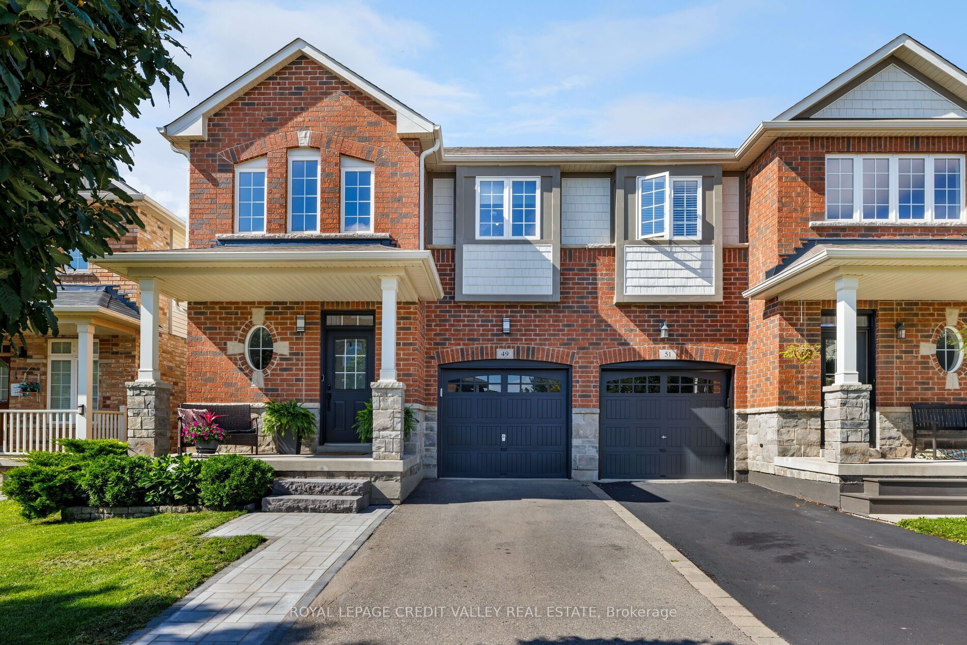 49 Bousfield Court, Hamilton, ON L8B 0T3 photo 2